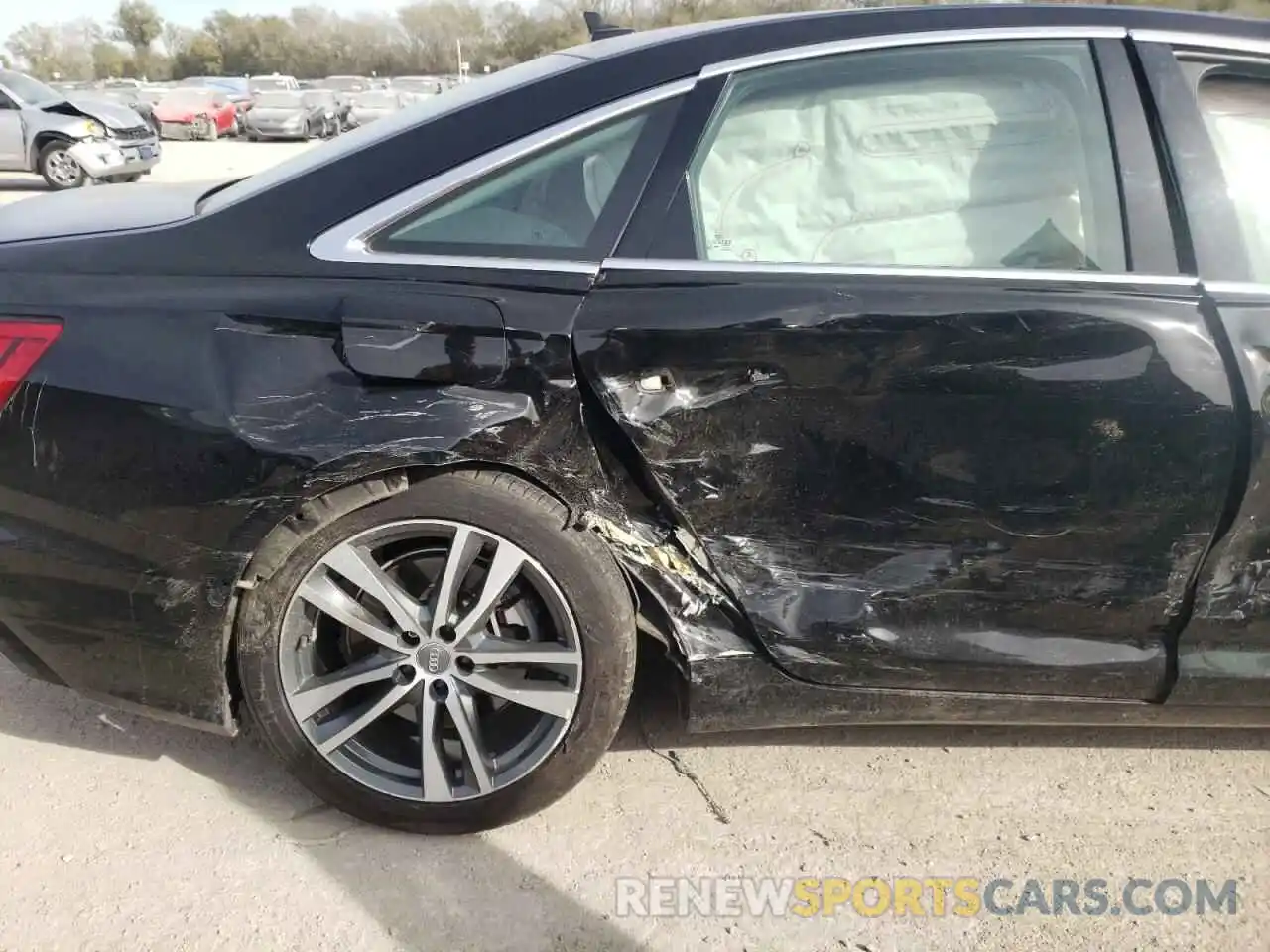 9 Photograph of a damaged car WAUL2AF26KN051320 AUDI A6 2019