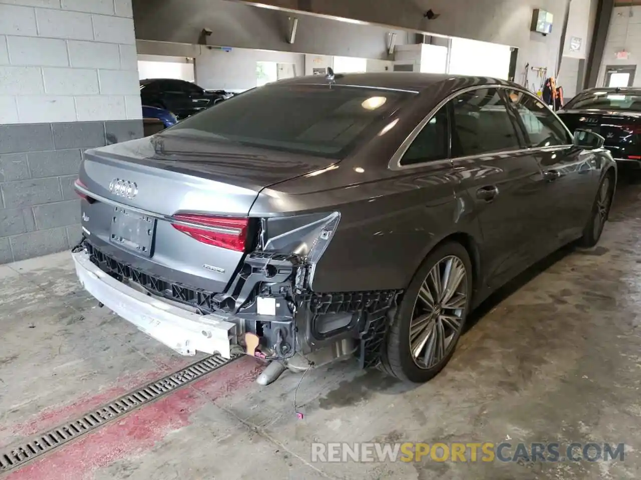 4 Photograph of a damaged car WAUL2AF27KN021372 AUDI A6 2019