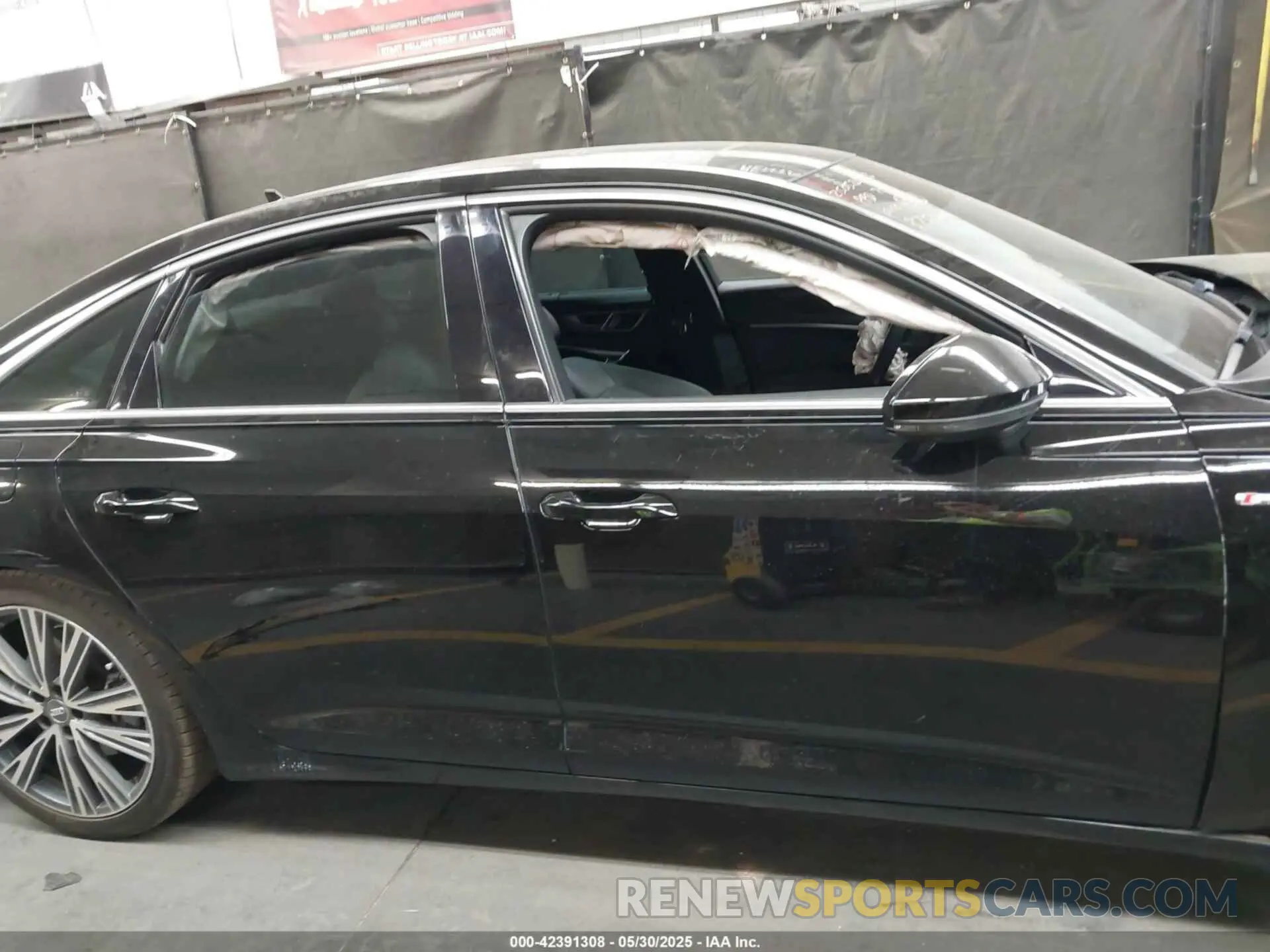 13 Photograph of a damaged car WAUL2AF27KN088750 AUDI A6 2019