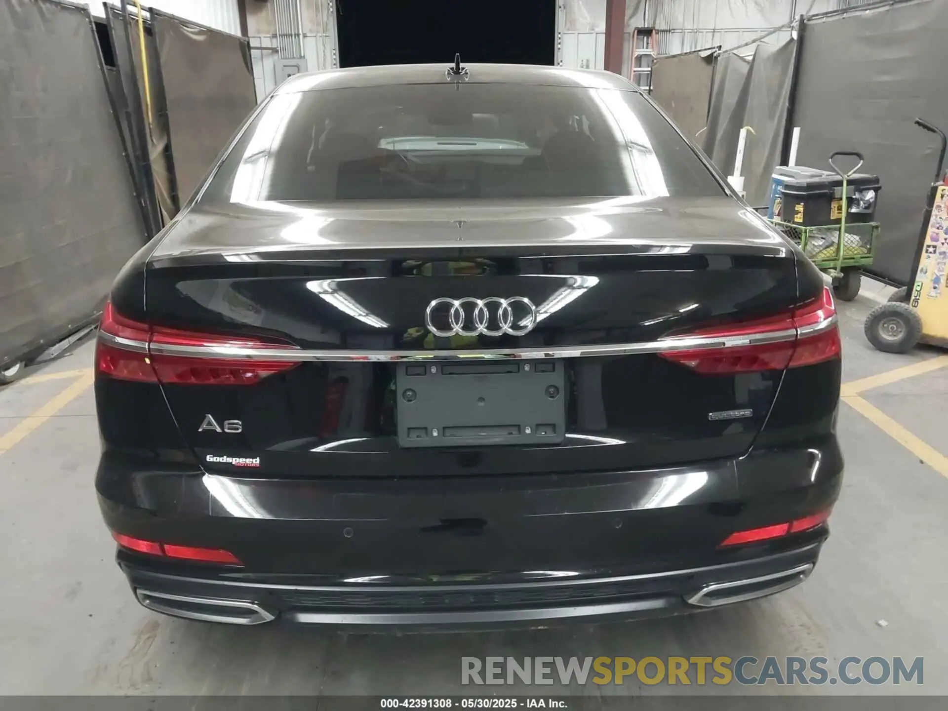 16 Photograph of a damaged car WAUL2AF27KN088750 AUDI A6 2019