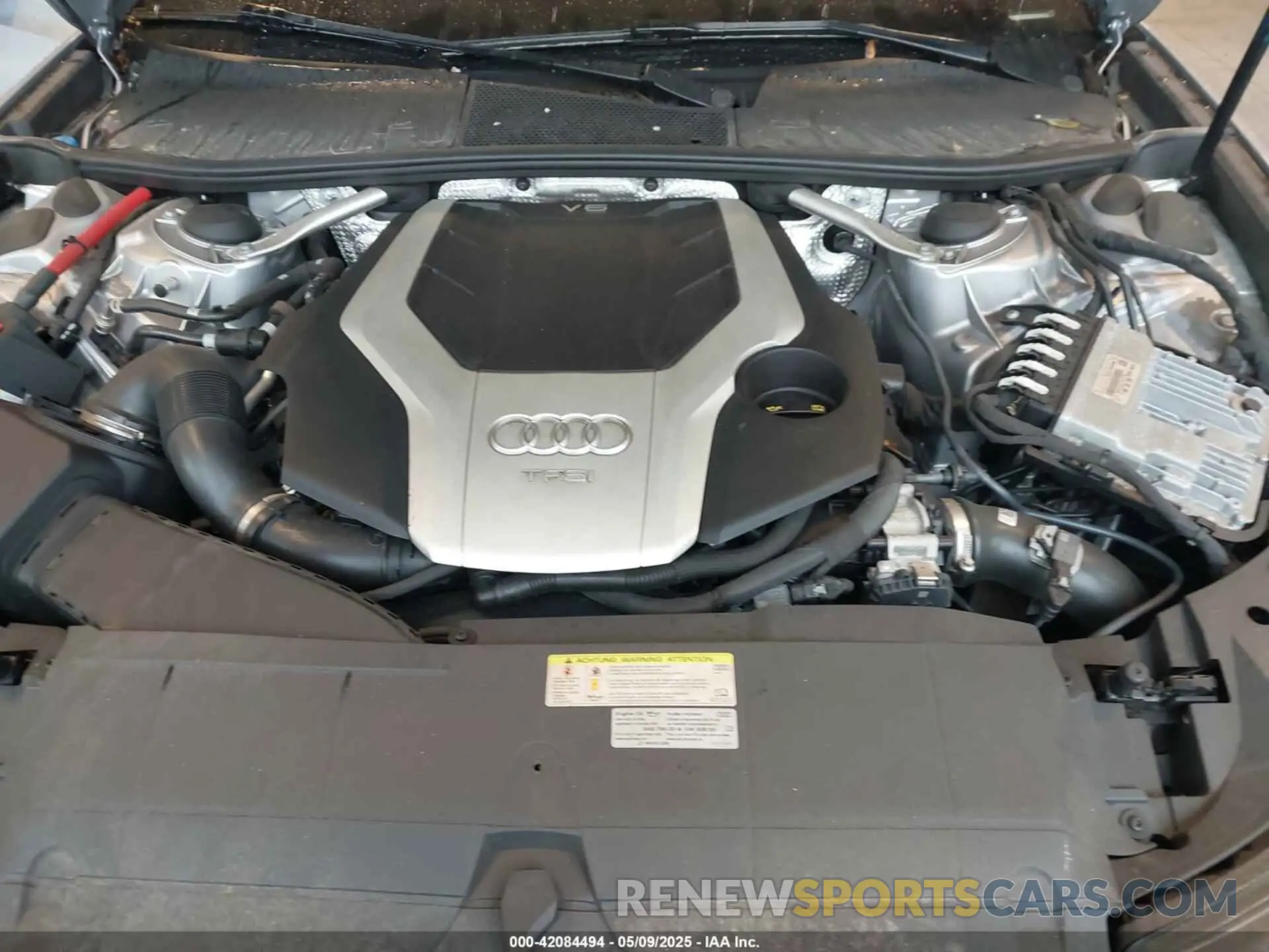 10 Photograph of a damaged car WAUL2AF29KN078849 AUDI A6 2019