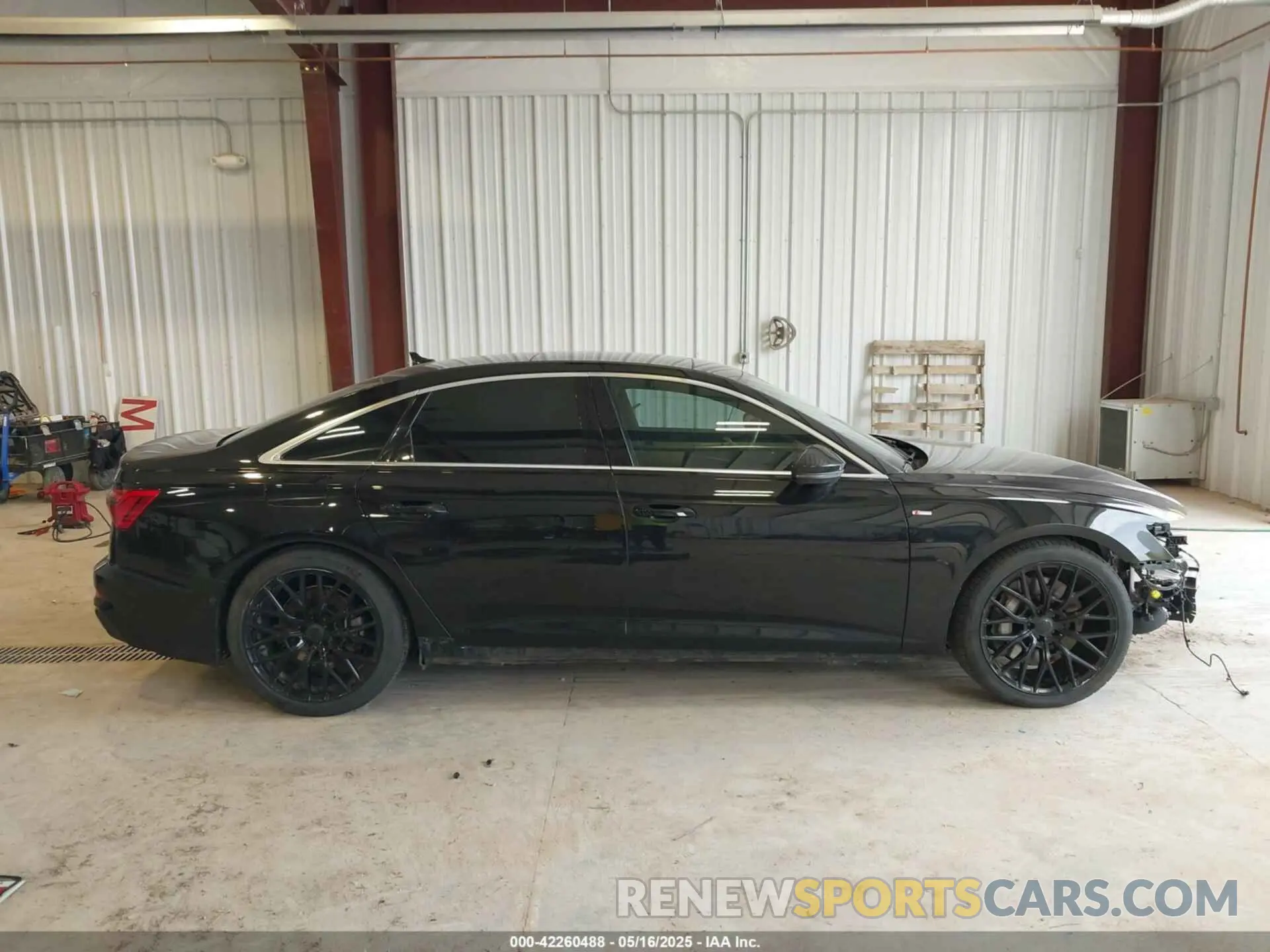 14 Photograph of a damaged car WAUM2AF20KN026773 AUDI A6 2019