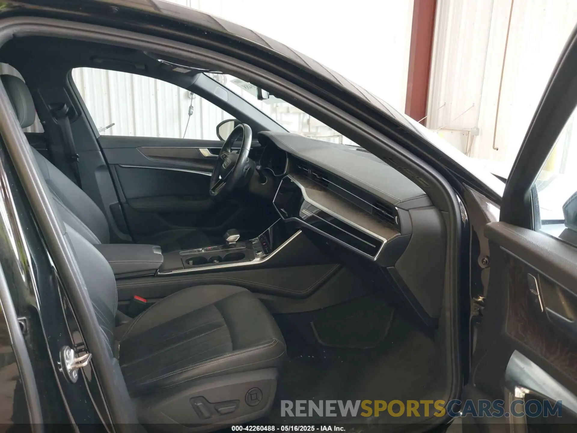 5 Photograph of a damaged car WAUM2AF20KN026773 AUDI A6 2019