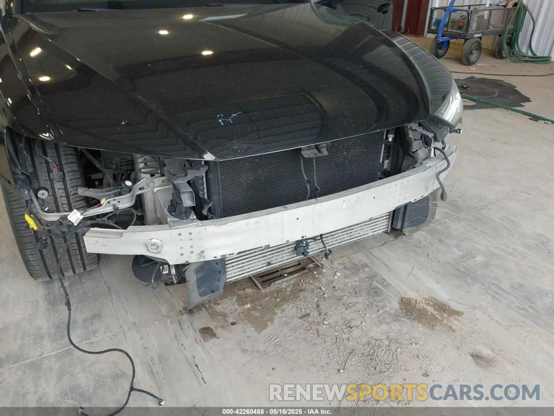 6 Photograph of a damaged car WAUM2AF20KN026773 AUDI A6 2019