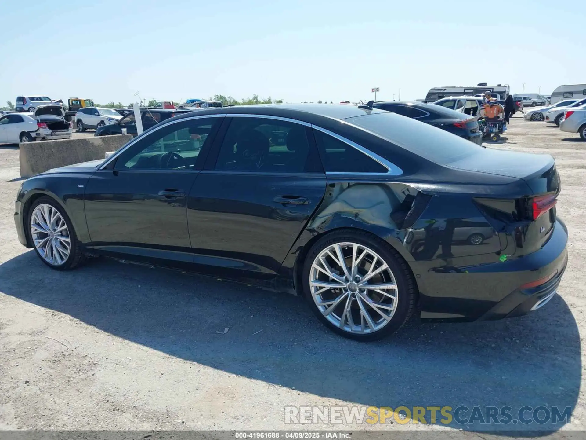 6 Photograph of a damaged car WAUM2AF20KN036462 AUDI A6 2019