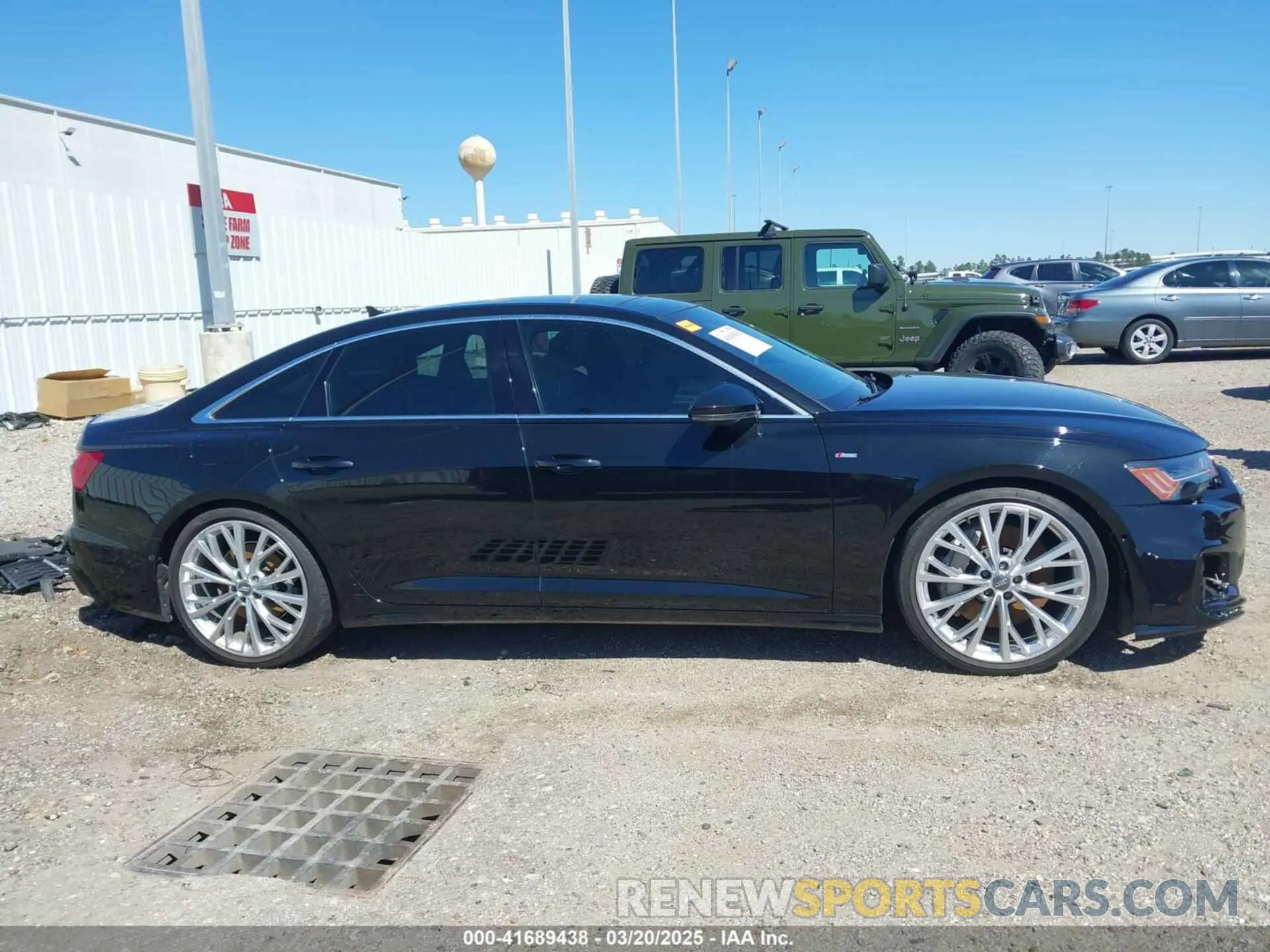 14 Photograph of a damaged car WAUM2AF21KN026507 AUDI A6 2019