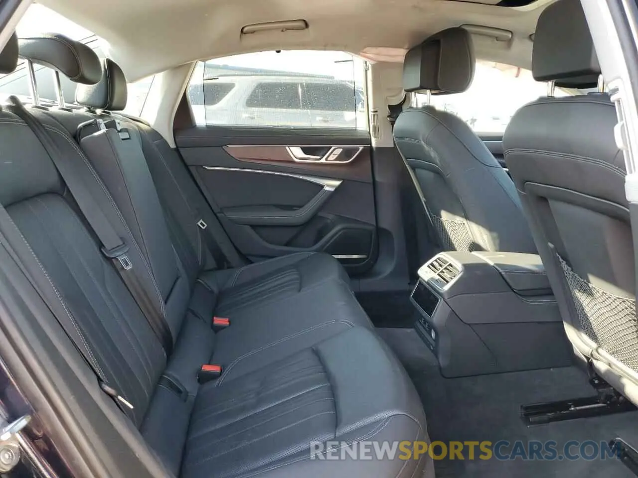 11 Photograph of a damaged car WAUM2AF21KN082396 AUDI A6 2019