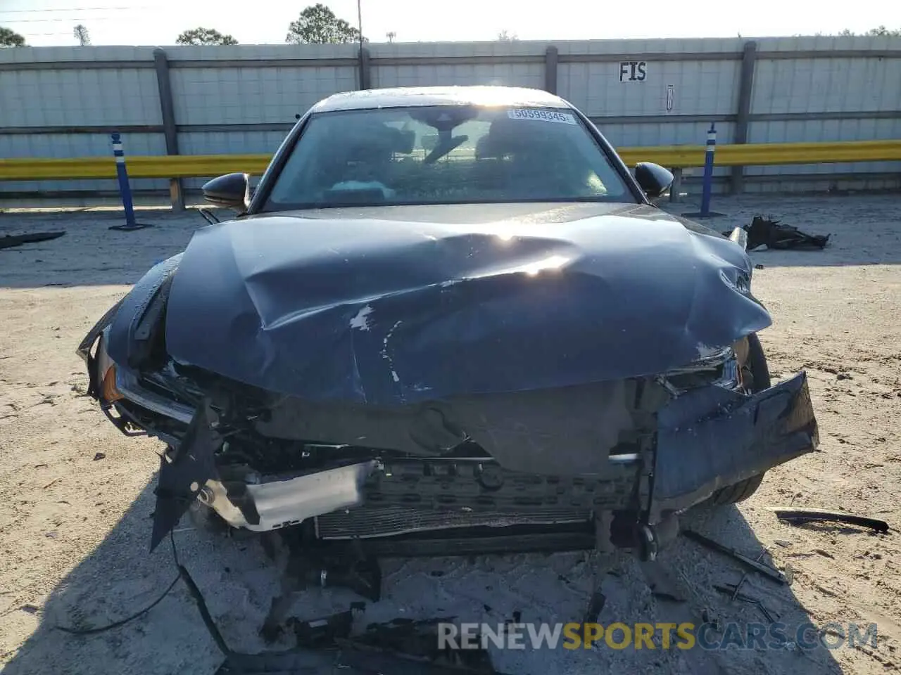 5 Photograph of a damaged car WAUM2AF21KN082396 AUDI A6 2019