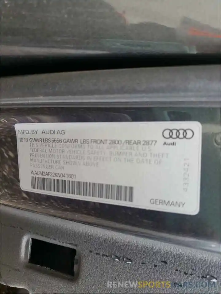 10 Photograph of a damaged car WAUM2AF22KN041601 AUDI A6 2019