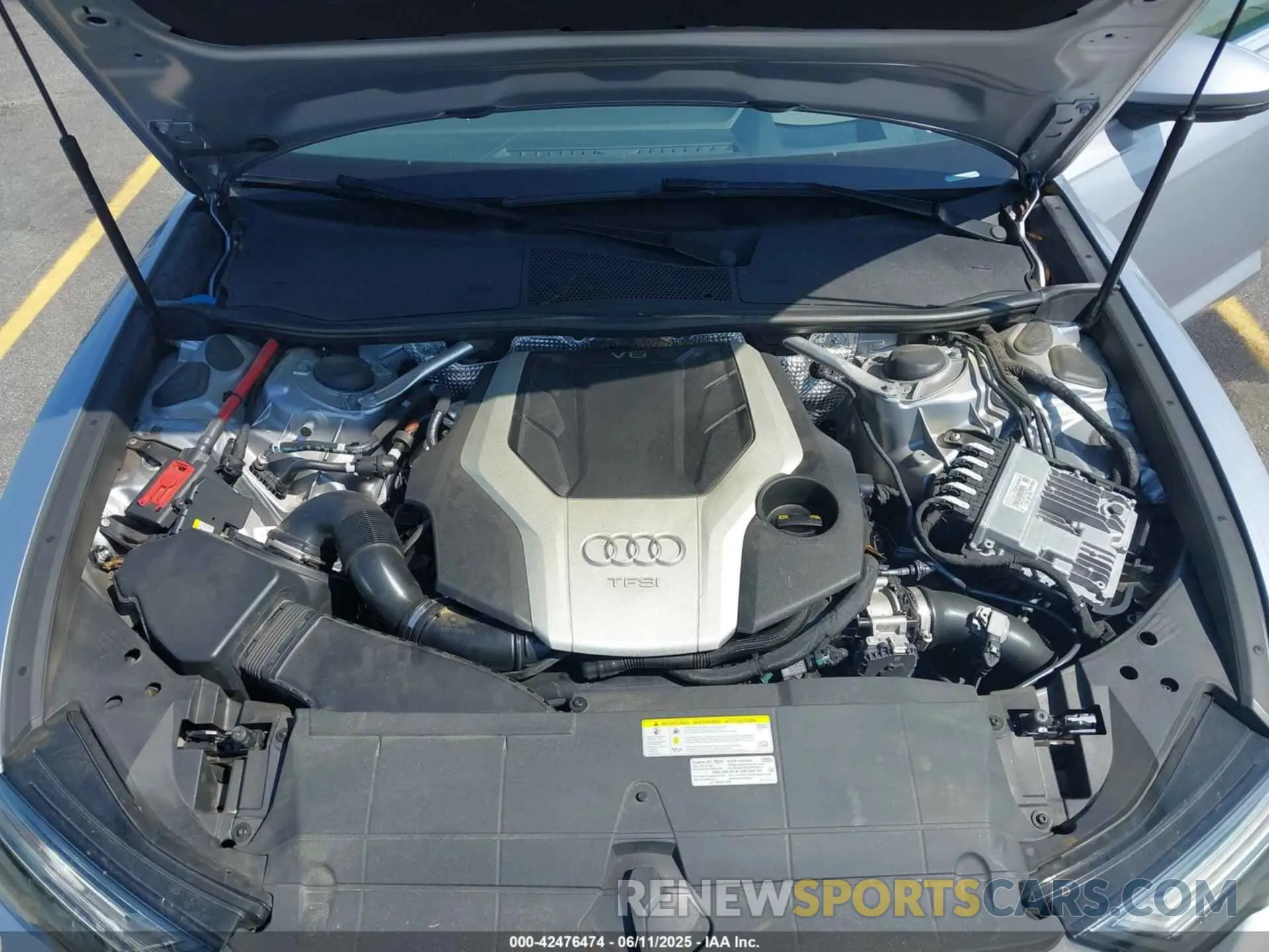 10 Photograph of a damaged car WAUM2AF24KN051949 AUDI A6 2019