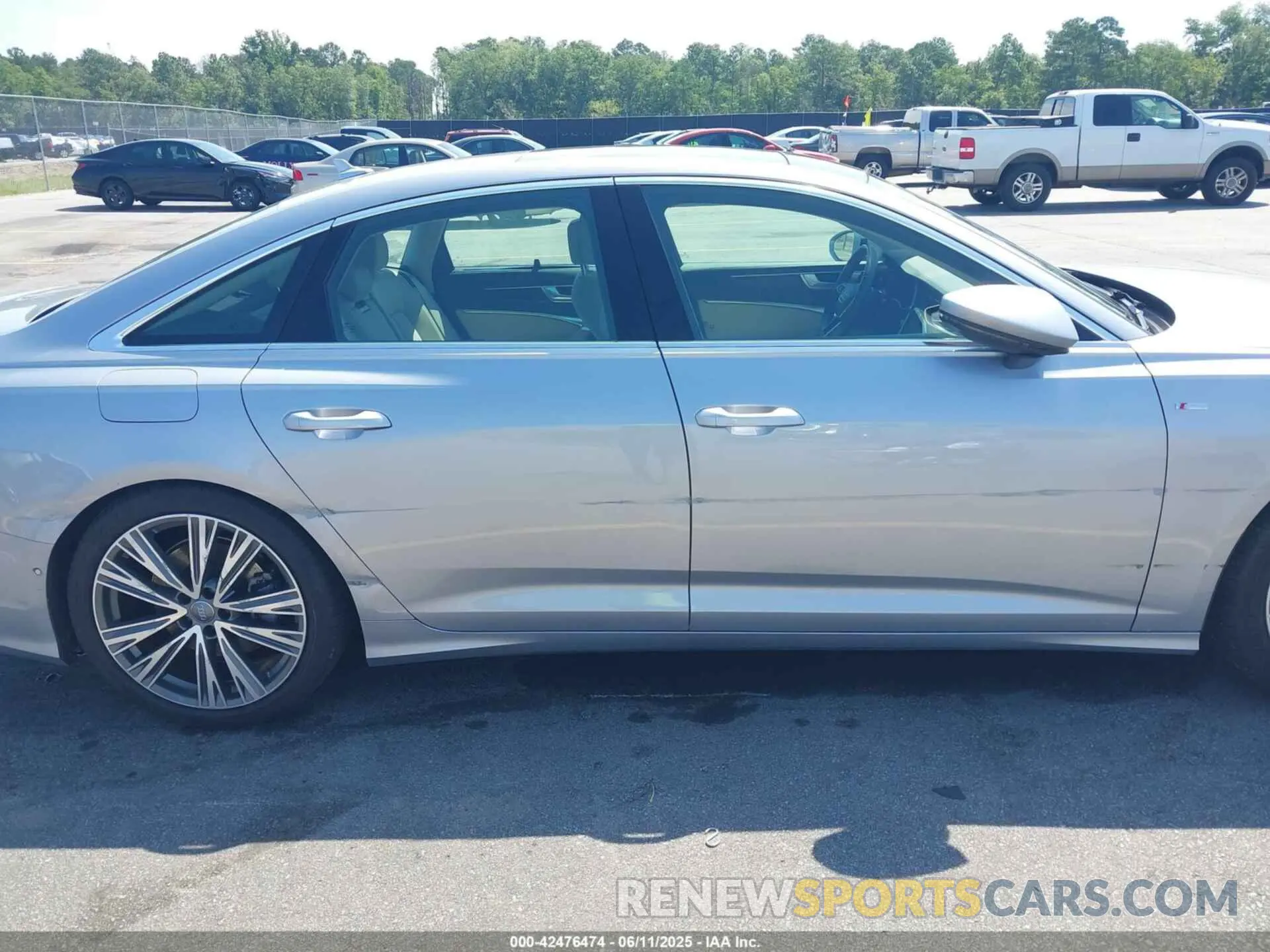 12 Photograph of a damaged car WAUM2AF24KN051949 AUDI A6 2019