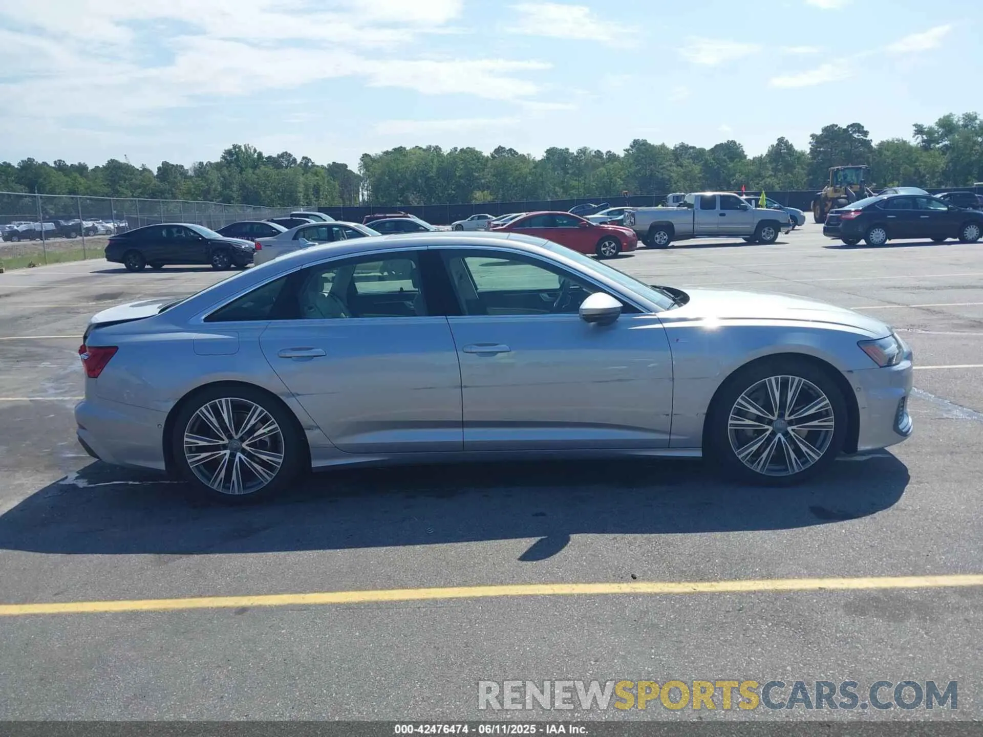 14 Photograph of a damaged car WAUM2AF24KN051949 AUDI A6 2019