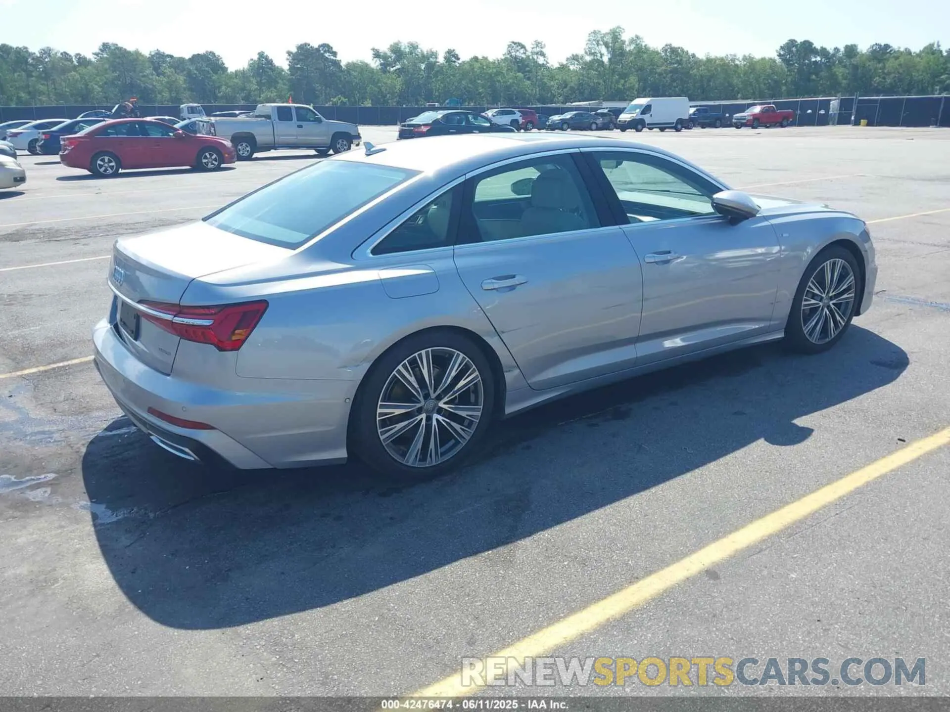 4 Photograph of a damaged car WAUM2AF24KN051949 AUDI A6 2019