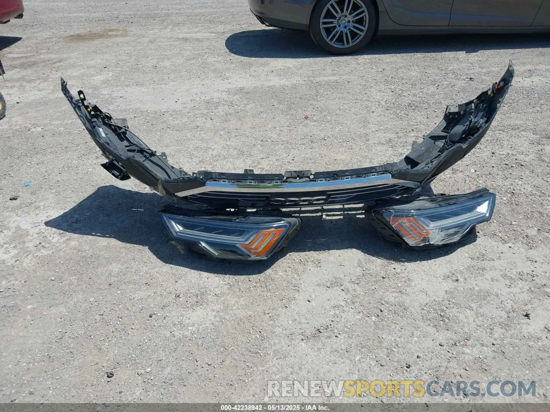 12 Photograph of a damaged car WAUM2AF25KN058165 AUDI A6 2019