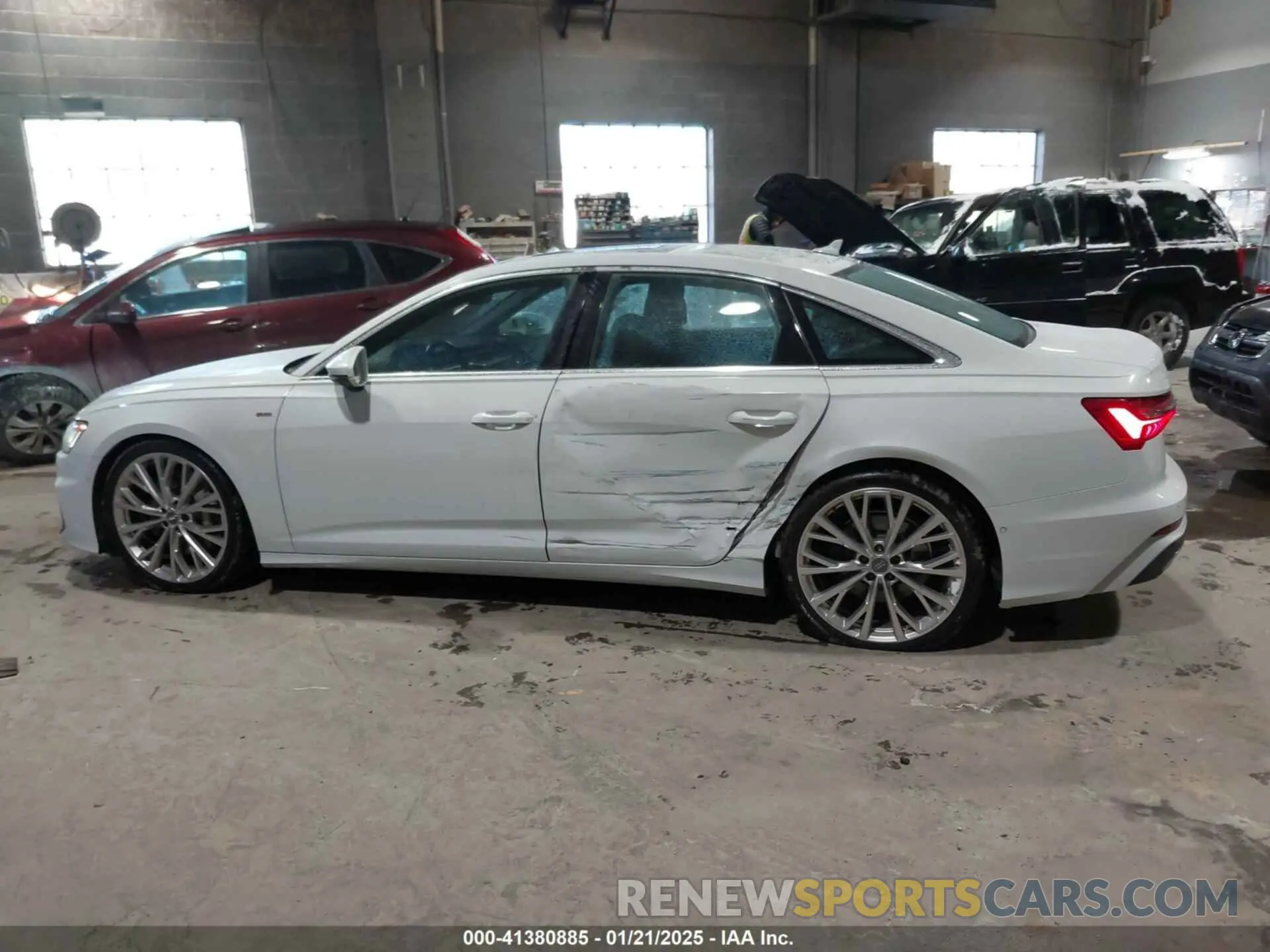 14 Photograph of a damaged car WAUM2AF27KN026348 AUDI A6 2019