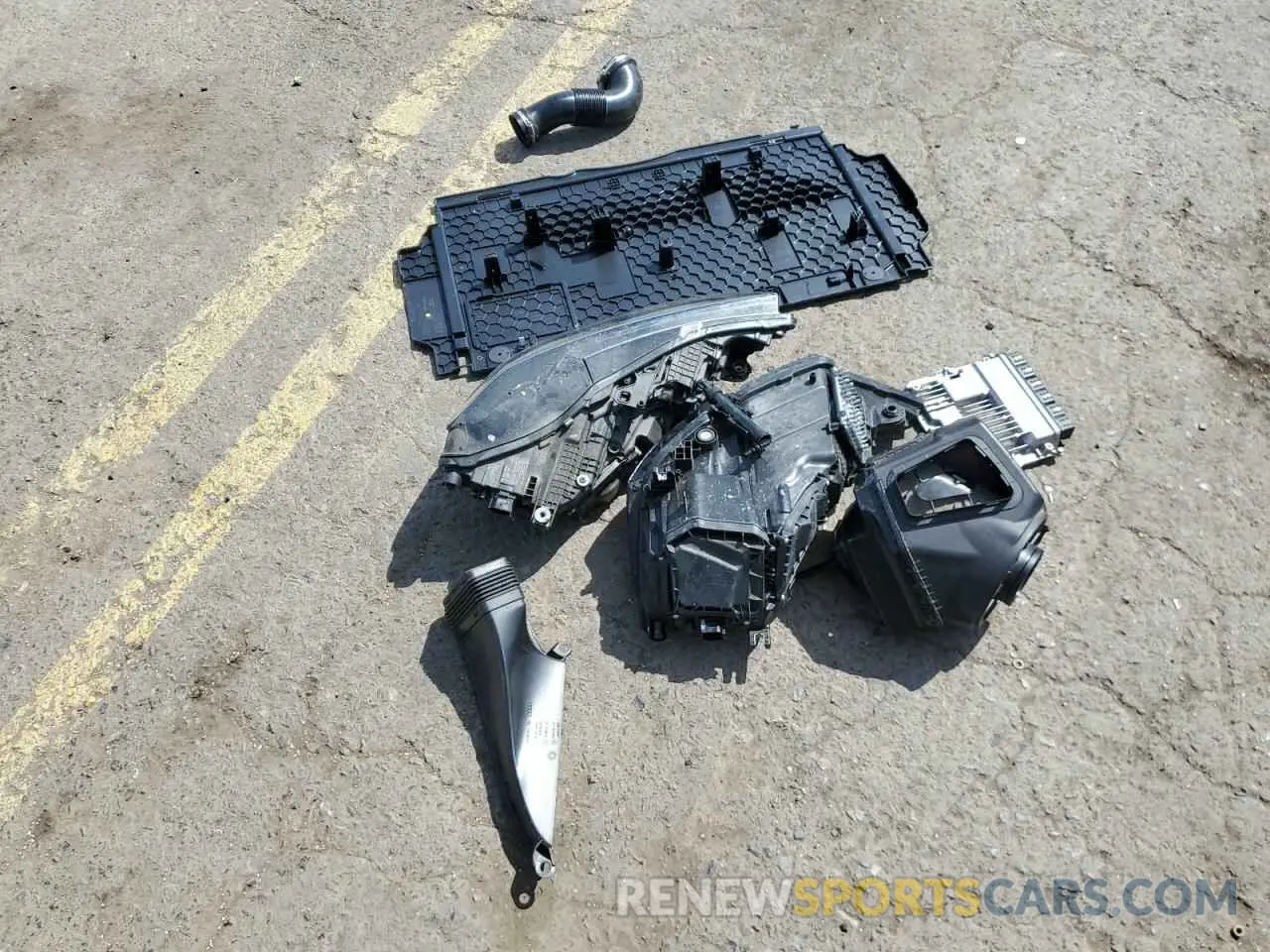 12 Photograph of a damaged car WAUM2BF21KN042034 AUDI A6 2019