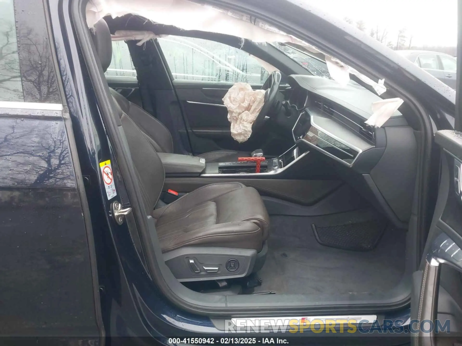5 Photograph of a damaged car WAUM2BF26KN048220 AUDI A6 2019