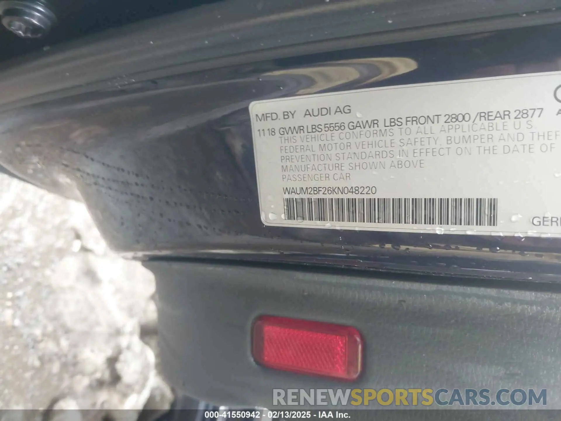 9 Photograph of a damaged car WAUM2BF26KN048220 AUDI A6 2019