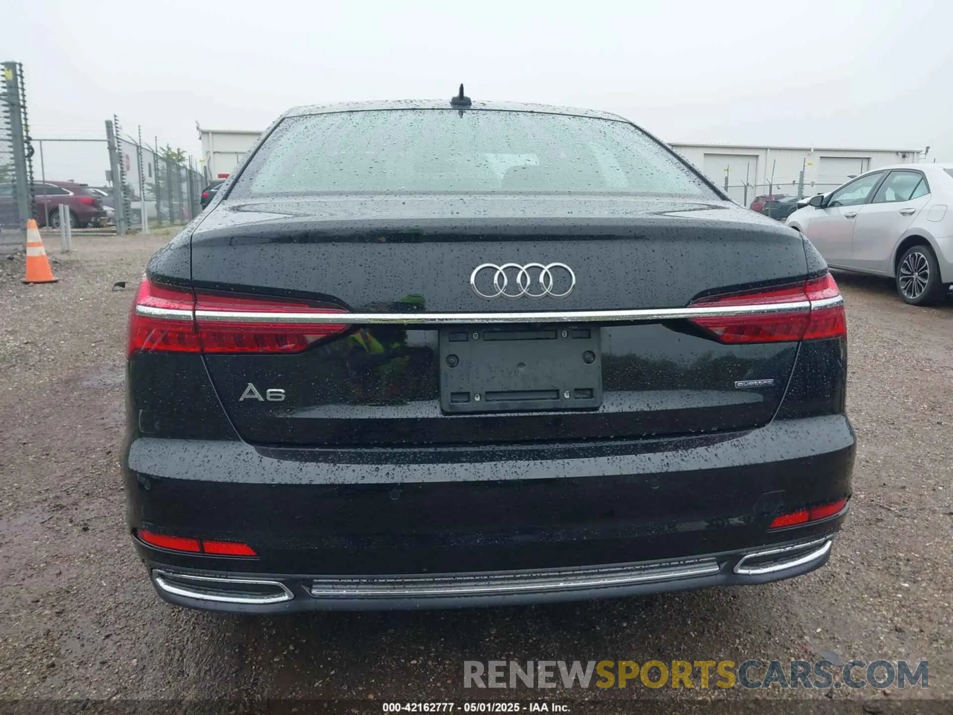 17 Photograph of a damaged car WAUD8AF28LN038685 AUDI A6 2020