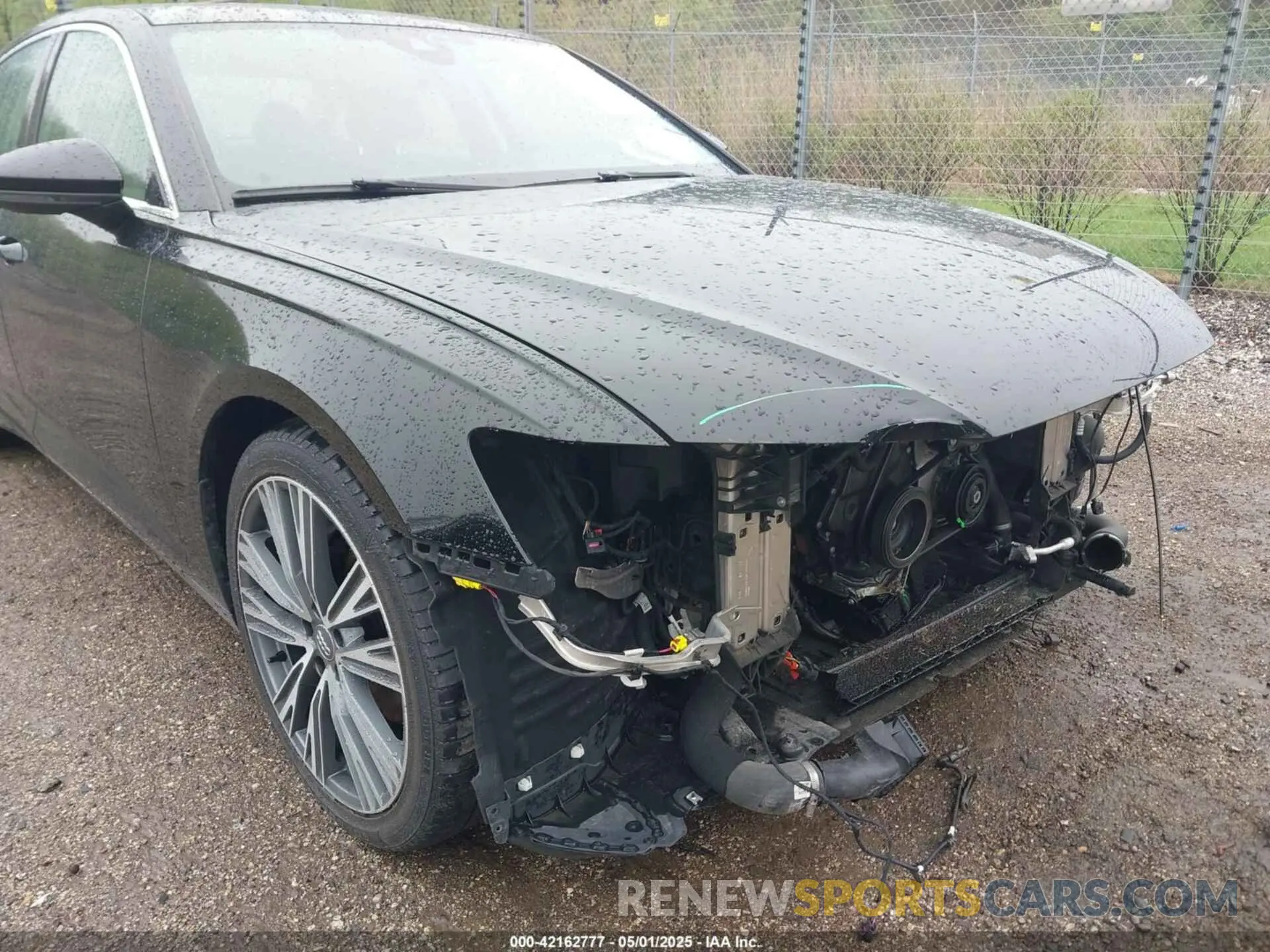 18 Photograph of a damaged car WAUD8AF28LN038685 AUDI A6 2020