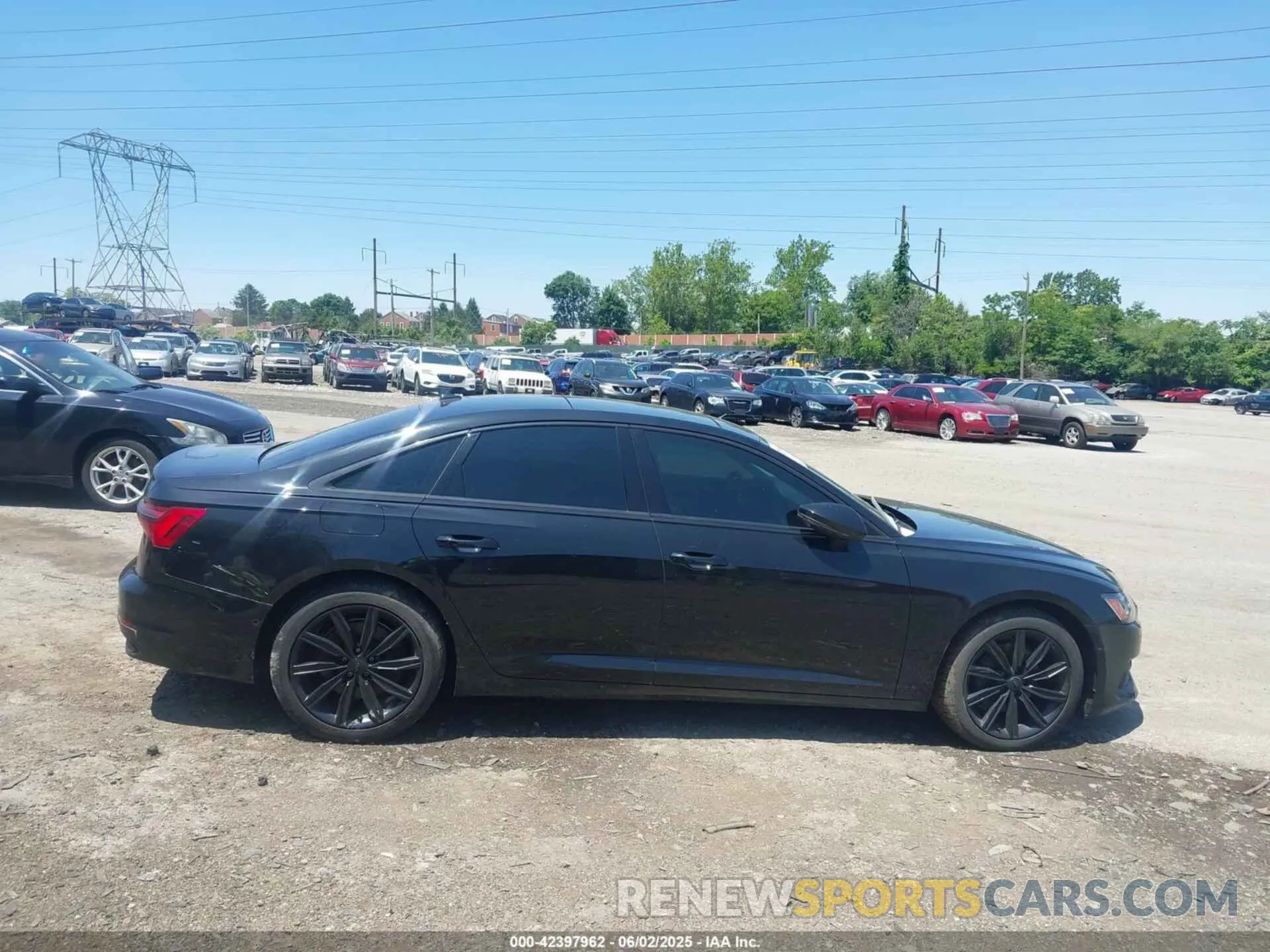 13 Photograph of a damaged car WAUE8AF20LN001909 AUDI A6 2020