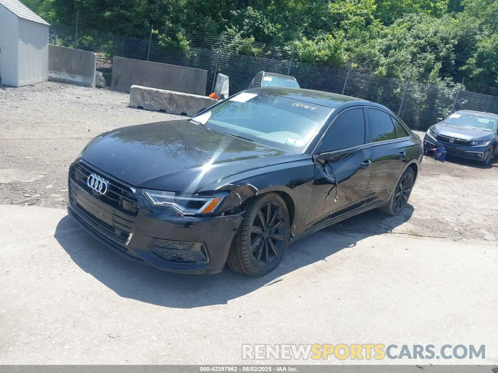 2 Photograph of a damaged car WAUE8AF20LN001909 AUDI A6 2020