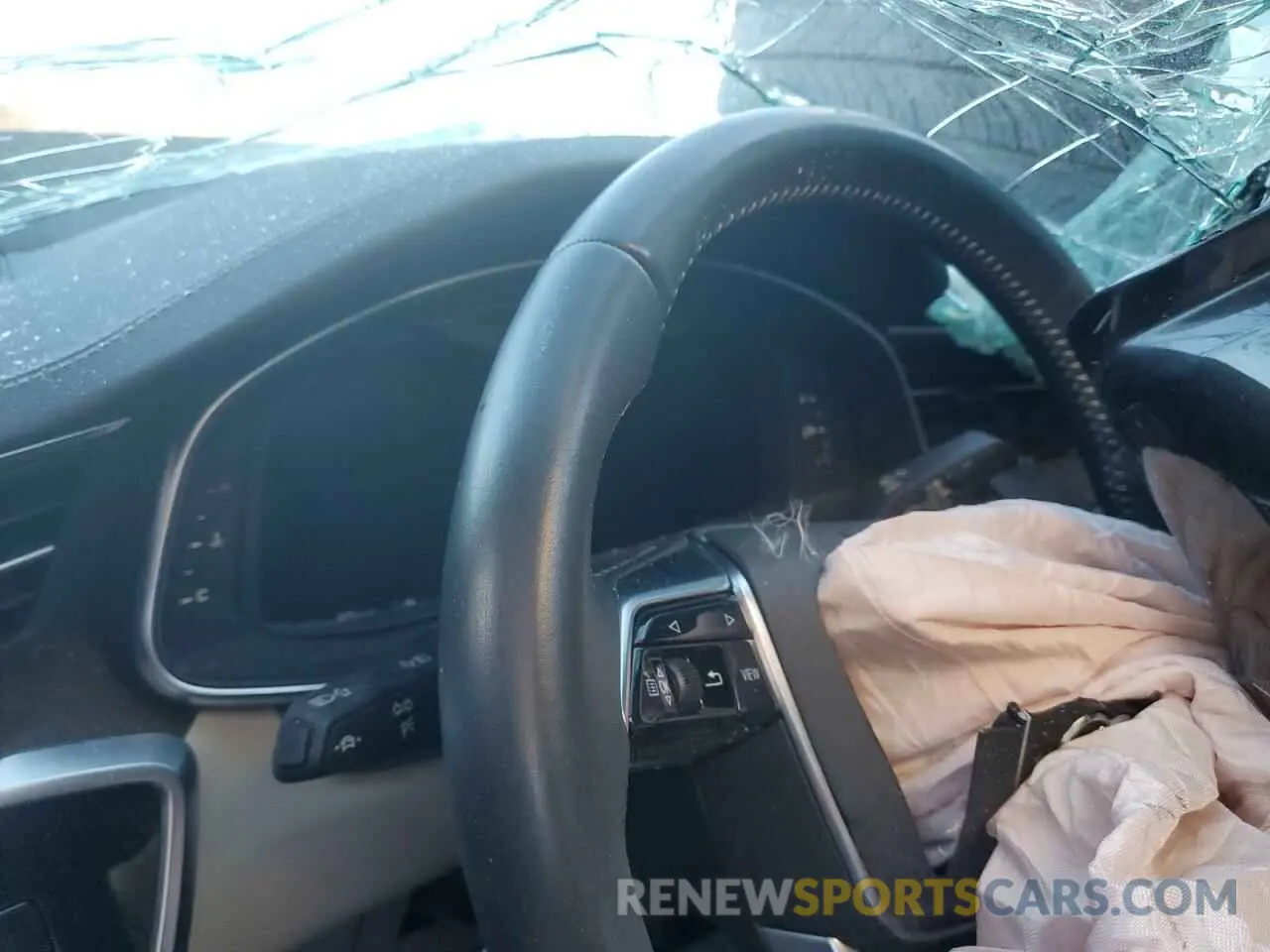 9 Photograph of a damaged car WAUL2AF2XLN077971 AUDI A6 2020