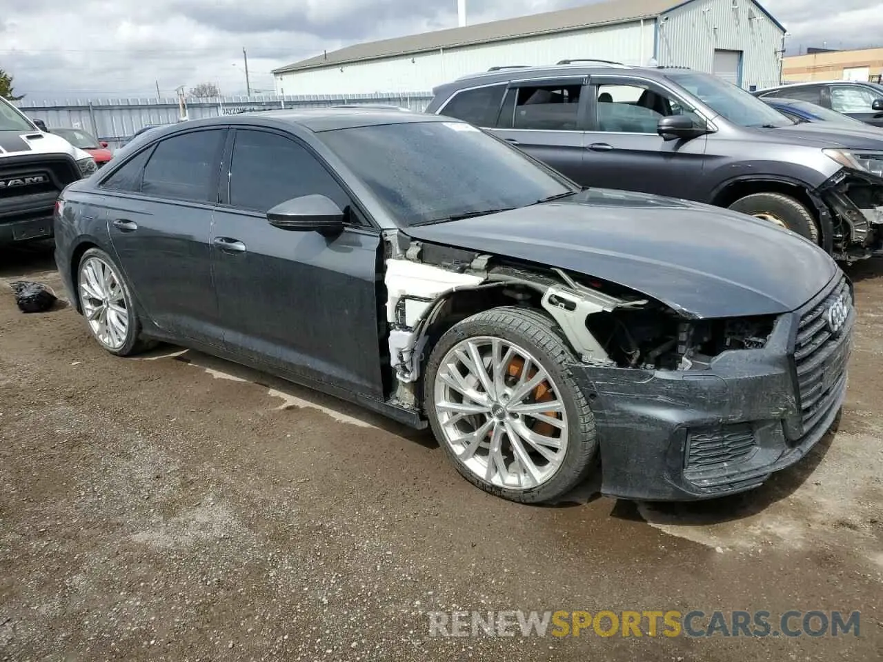 4 Photograph of a damaged car WAUM2AF20LN059659 AUDI A6 2020