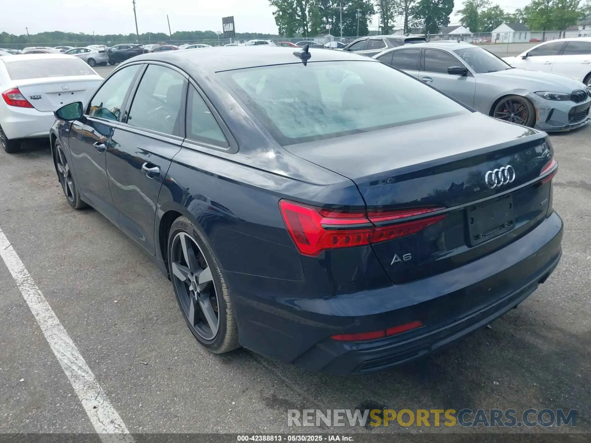 3 Photograph of a damaged car WAUL2AF2XMN041778 AUDI A6 2021
