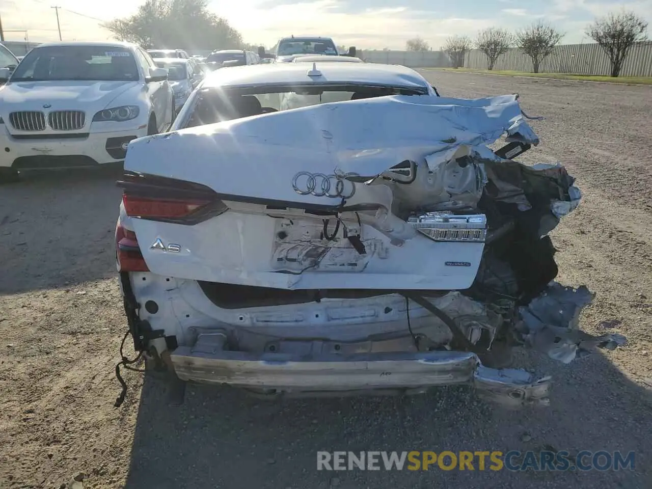 6 Photograph of a damaged car WAUL2AF2XMN059357 AUDI A6 2021