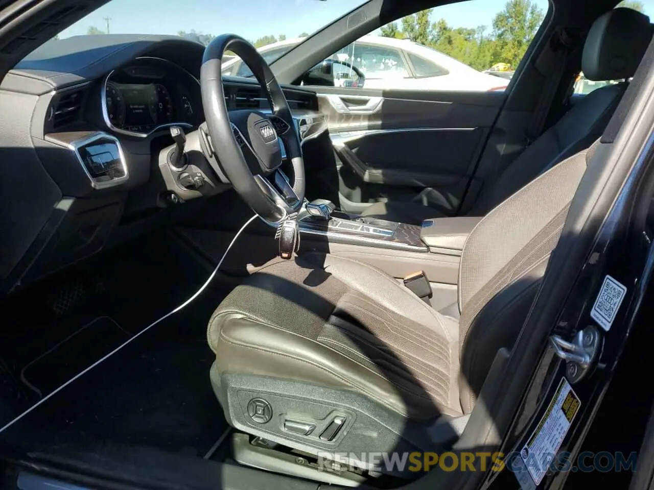 7 Photograph of a damaged car WAU92BF23NN051005 AUDI A6 2022