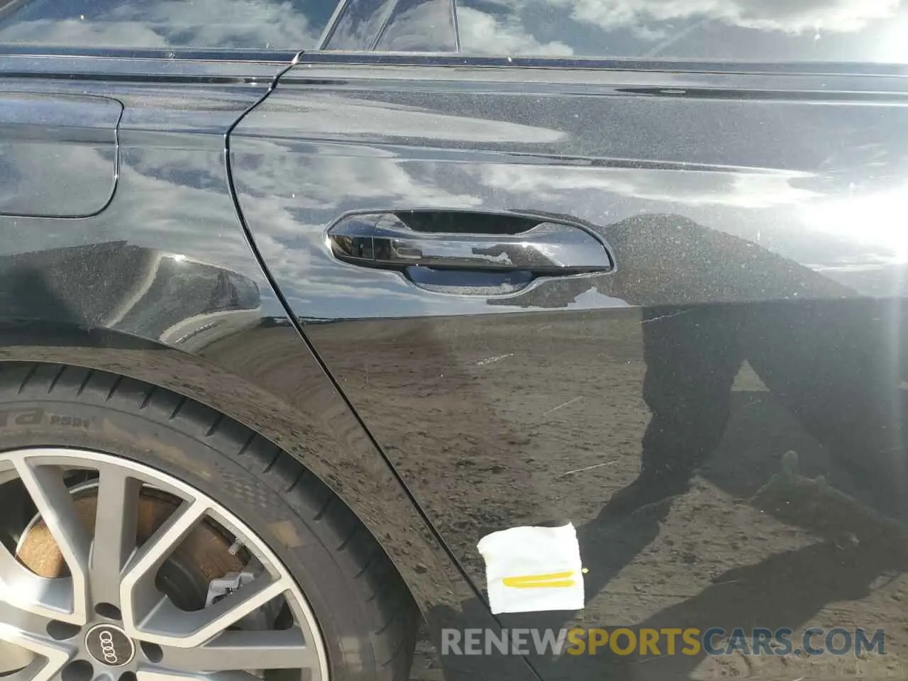 12 Photograph of a damaged car WAUL2BF27NN021284 AUDI A6 2022