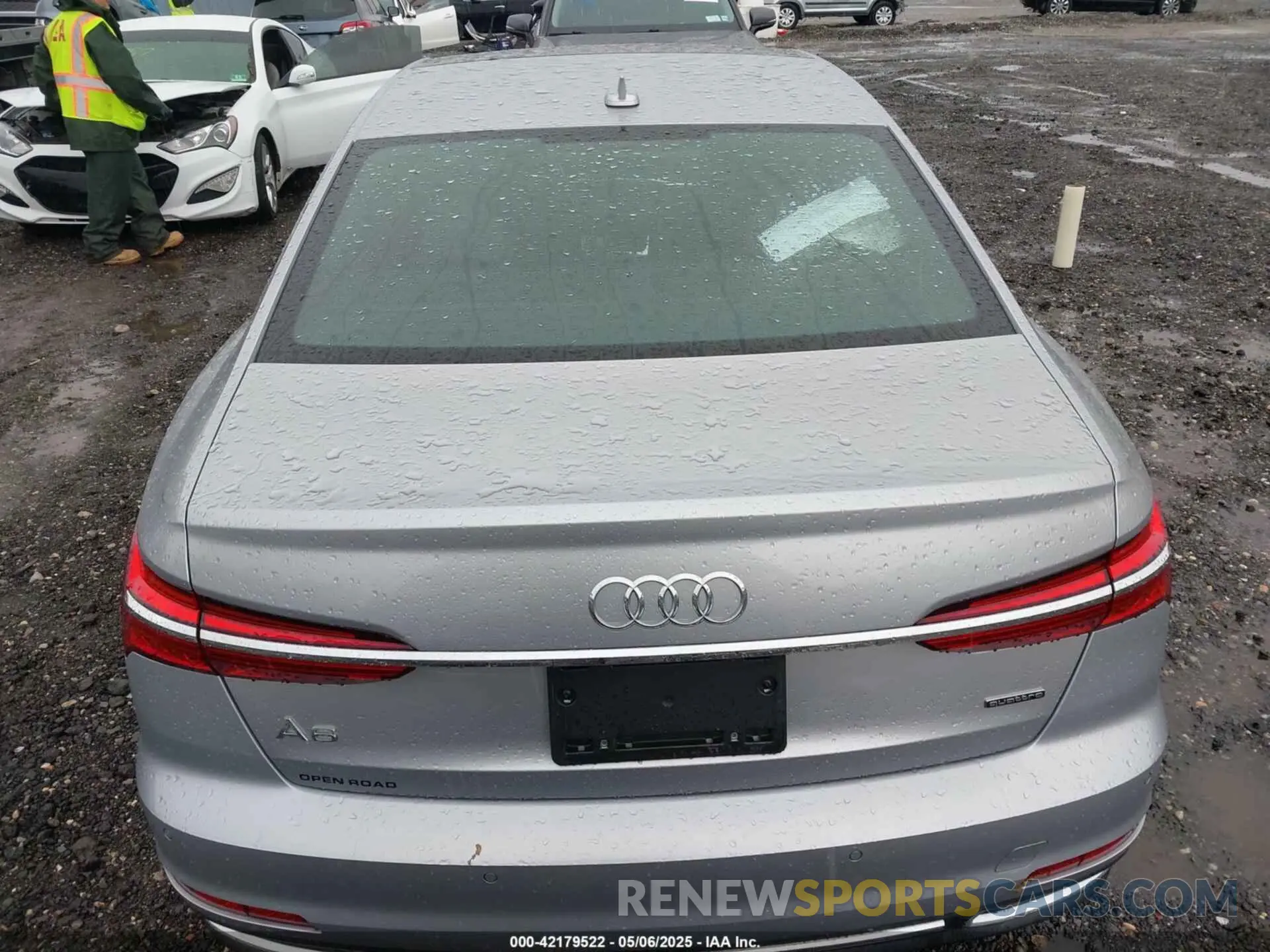 16 Photograph of a damaged car WAUD3BF27PN068058 AUDI A6 2023
