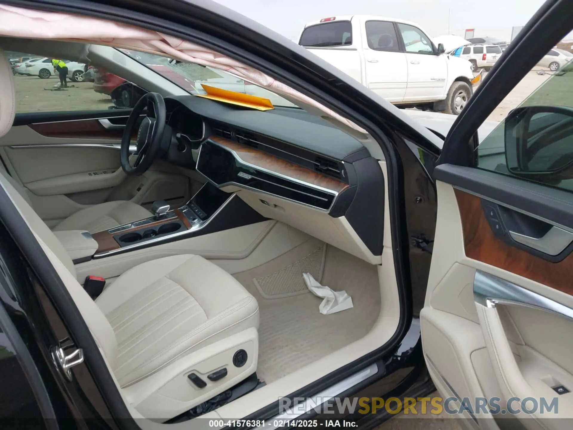 5 Photograph of a damaged car WAUE3BF24PN091611 AUDI A6 2023
