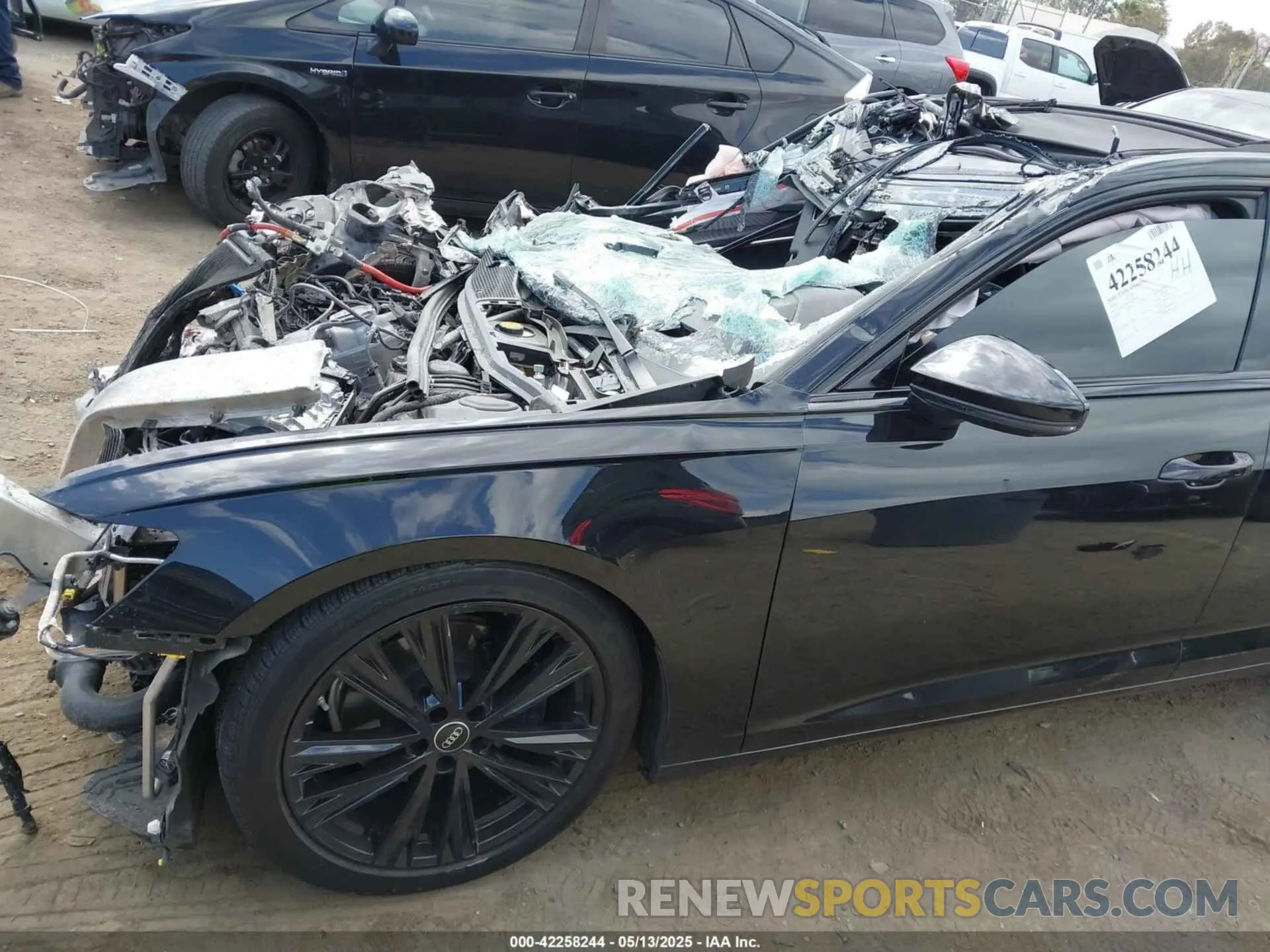 17 Photograph of a damaged car WAUE3BF25RN058281 AUDI A6 2024