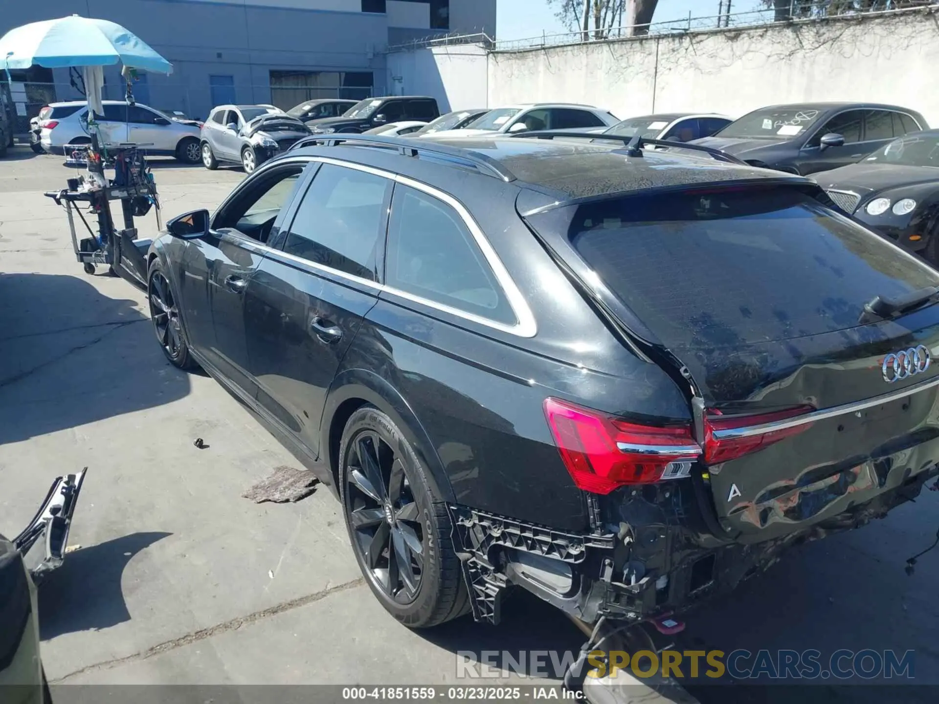15 Photograph of a damaged car WAU72BF2XLN086368 AUDI A6 ALLROAD 2020