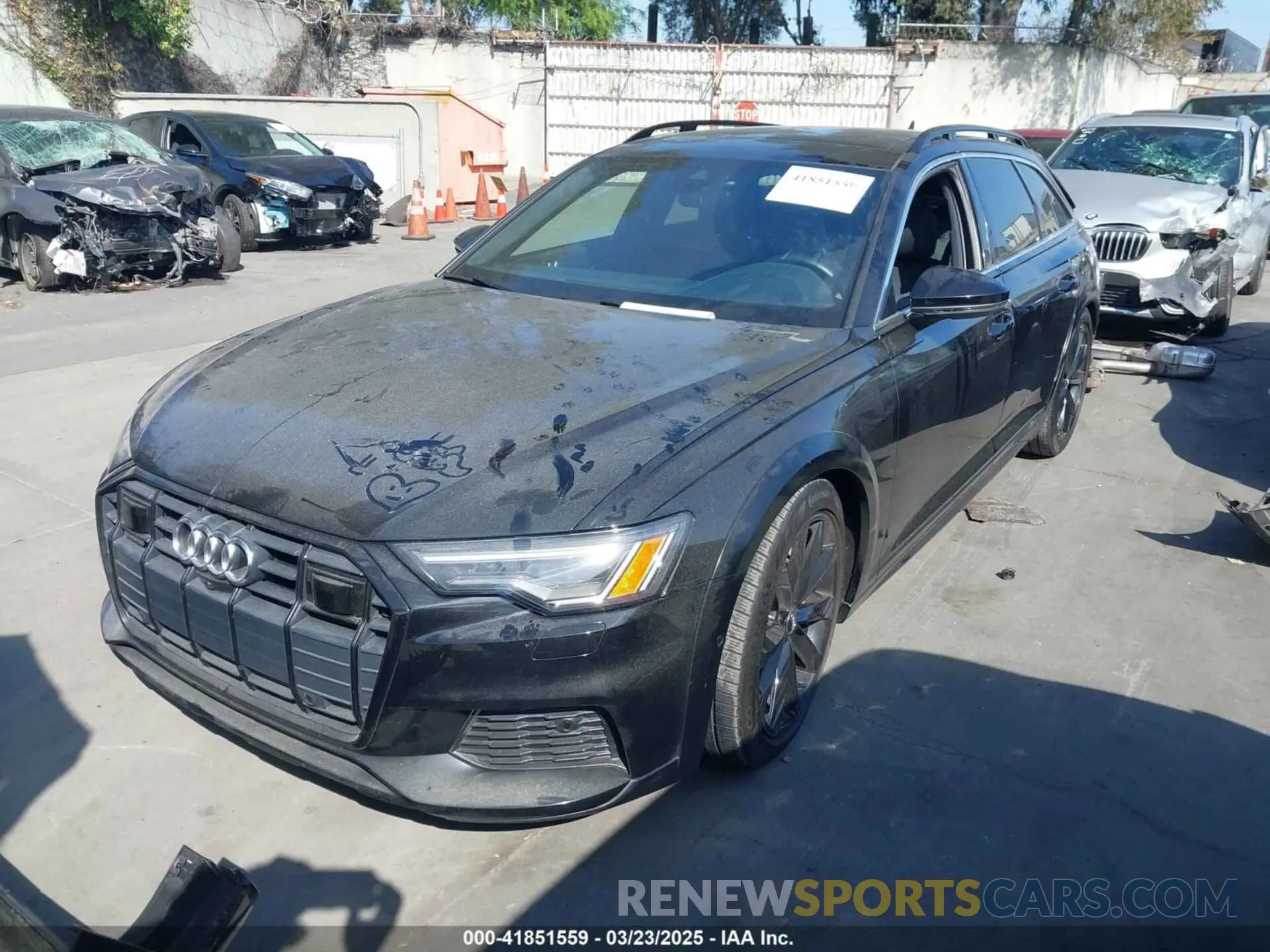 2 Photograph of a damaged car WAU72BF2XLN086368 AUDI A6 ALLROAD 2020