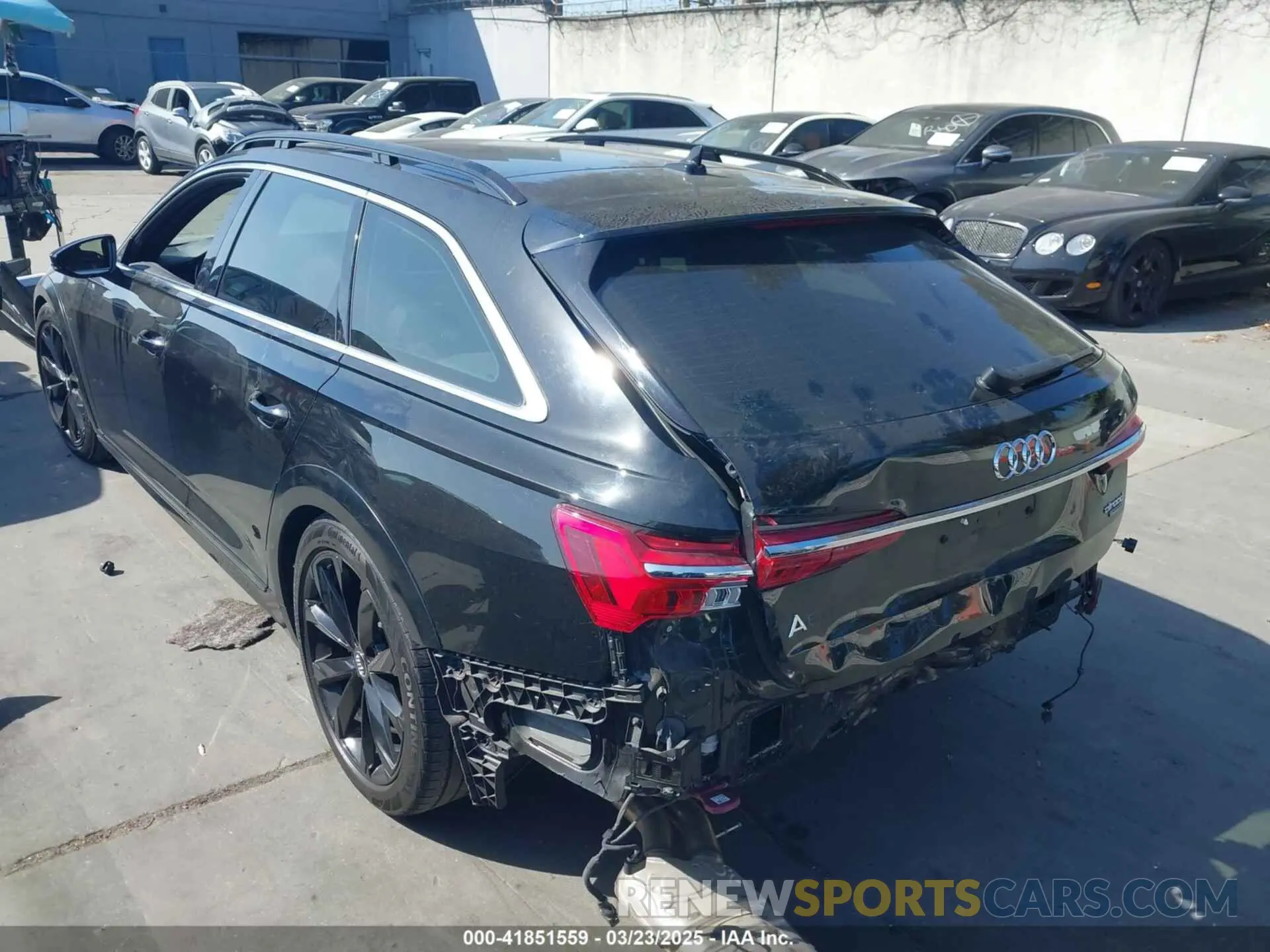 3 Photograph of a damaged car WAU72BF2XLN086368 AUDI A6 ALLROAD 2020