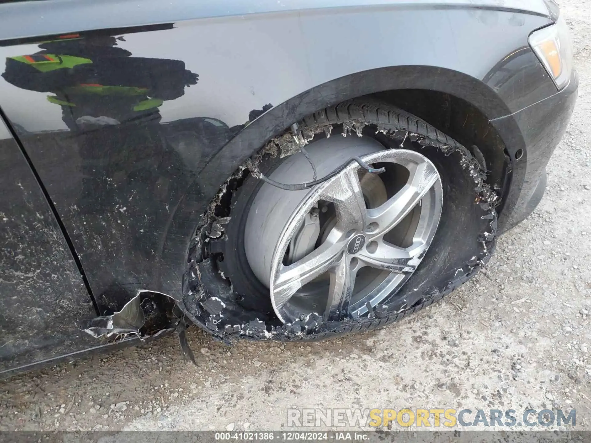 17 Photograph of a damaged car WAUE3BF27RN025167 AUDI A6 SEDAN 2024