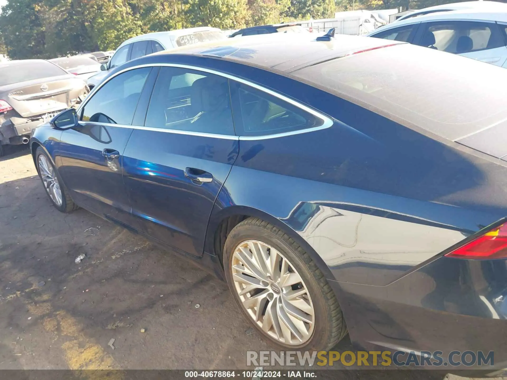 14 Photograph of a damaged car WAUP2AF23KN033262 AUDI A7 2019