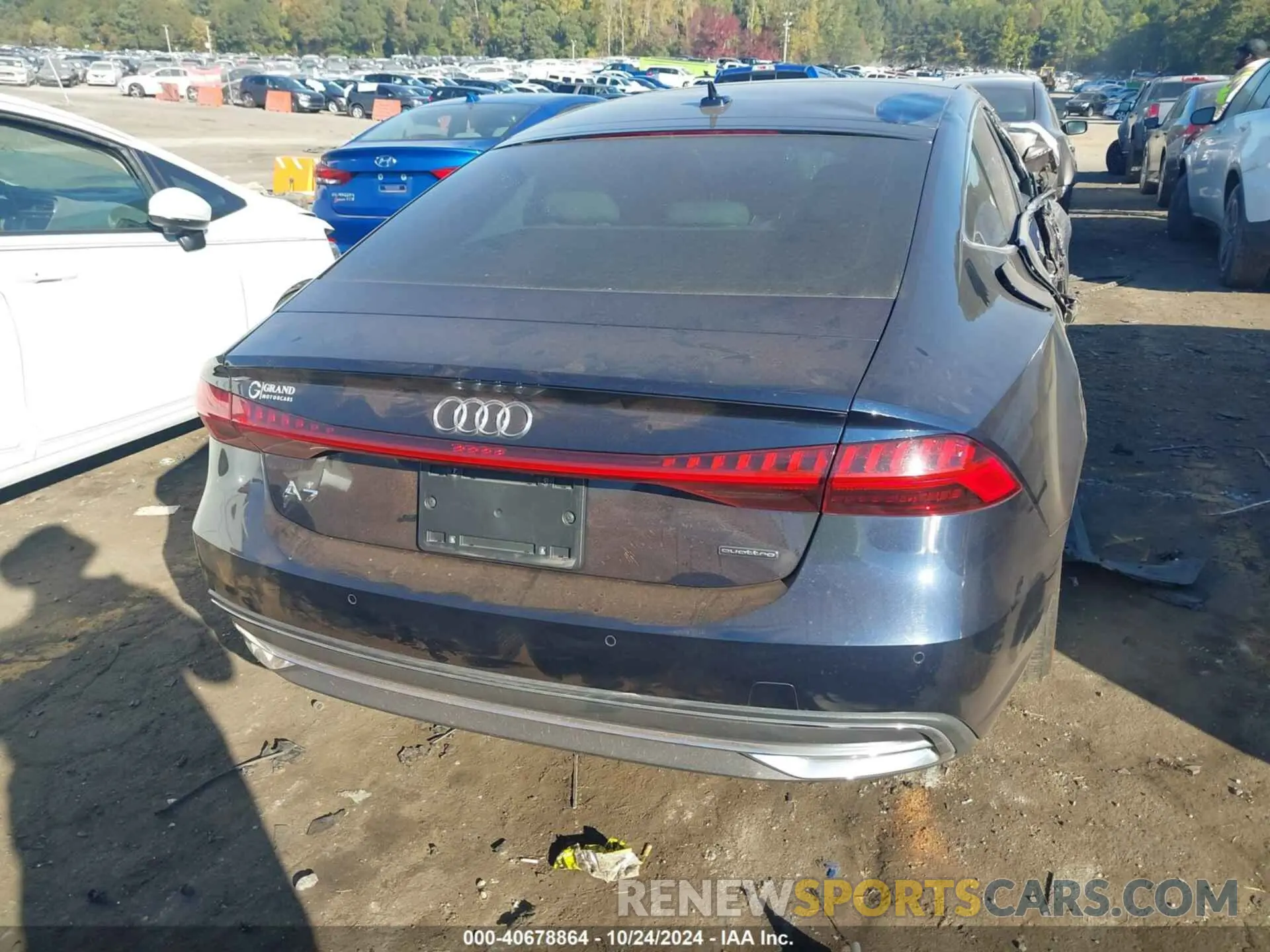 16 Photograph of a damaged car WAUP2AF23KN033262 AUDI A7 2019