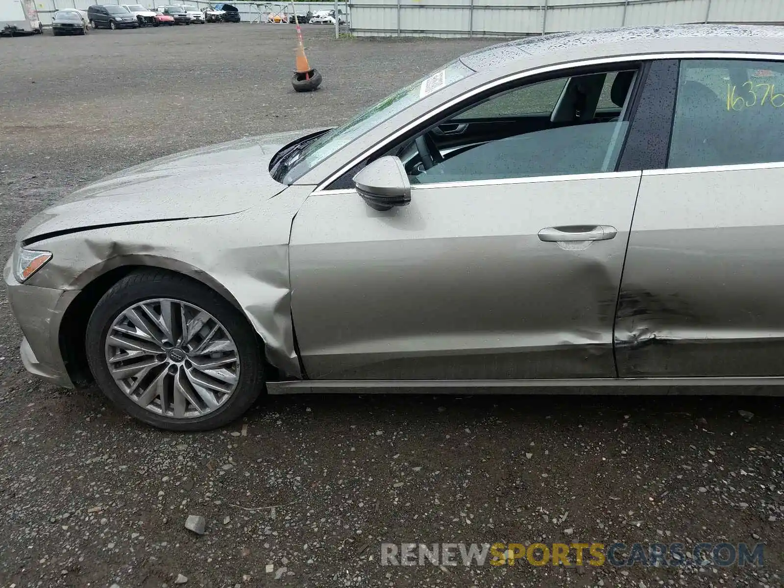 9 Photograph of a damaged car WAUP2BF28KN084732 AUDI A7 2019