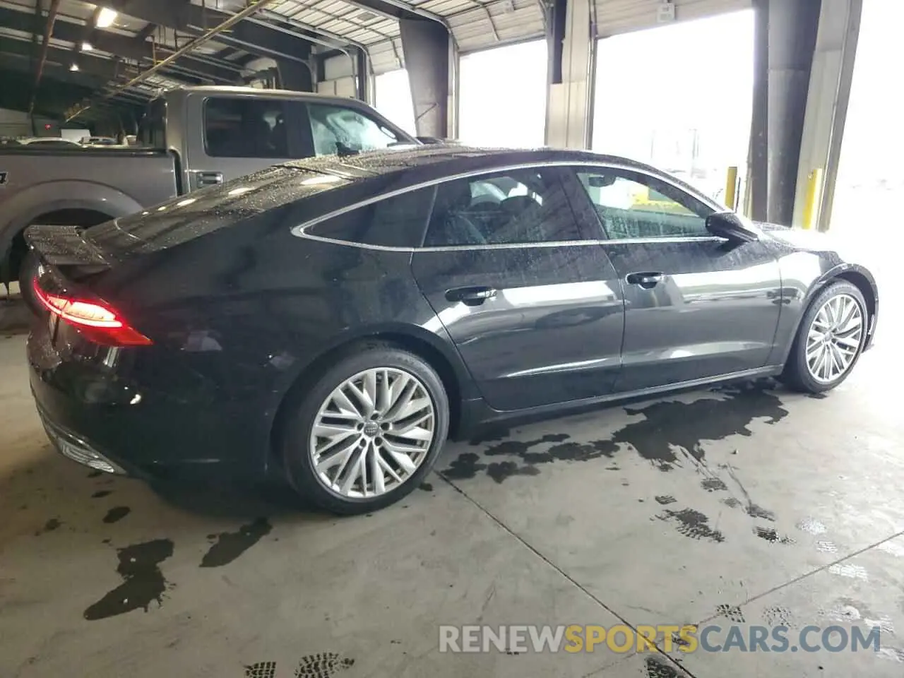 3 Photograph of a damaged car WAUR2AF22KN052569 AUDI A7 2019