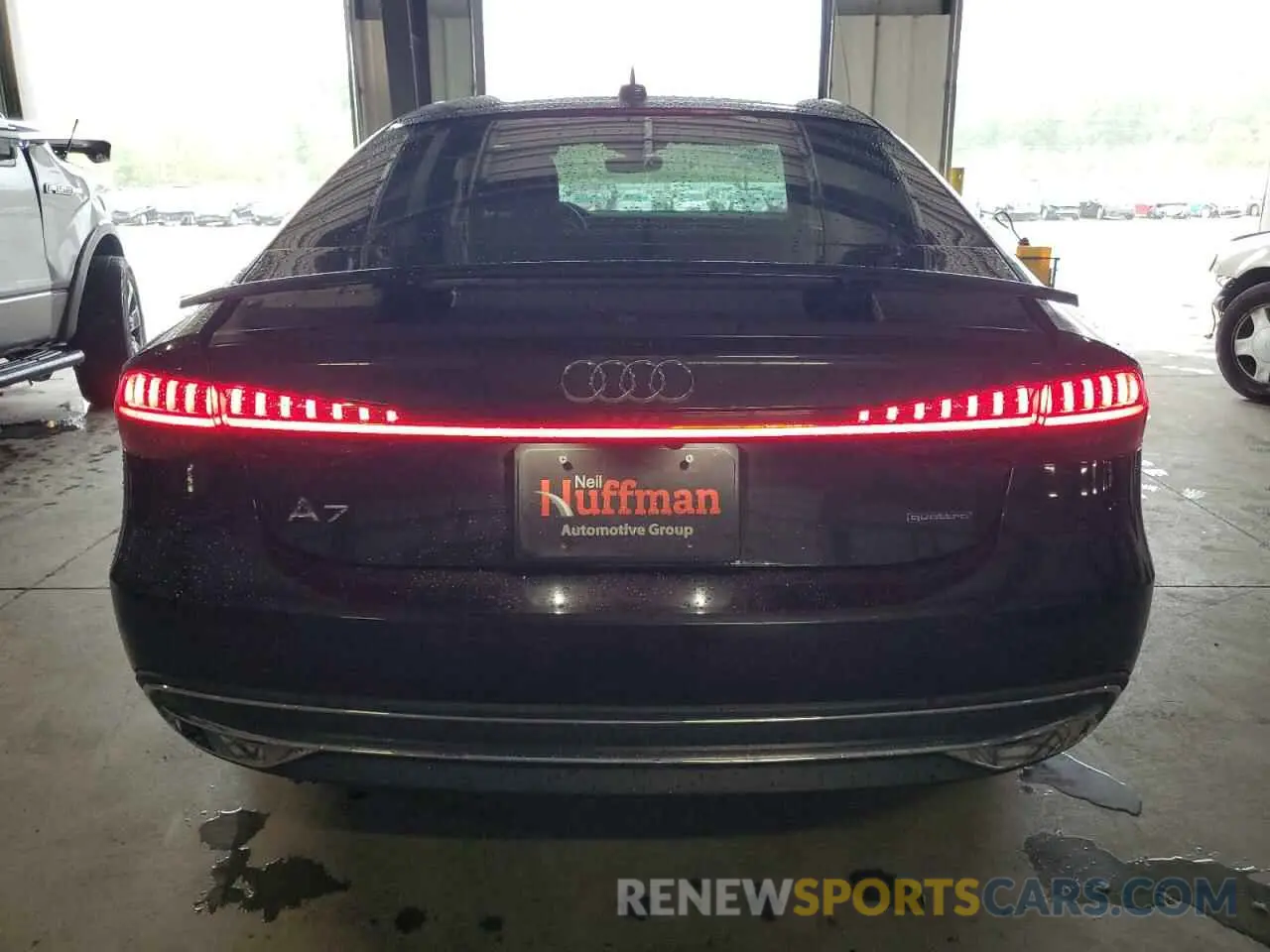 6 Photograph of a damaged car WAUR2AF22KN052569 AUDI A7 2019