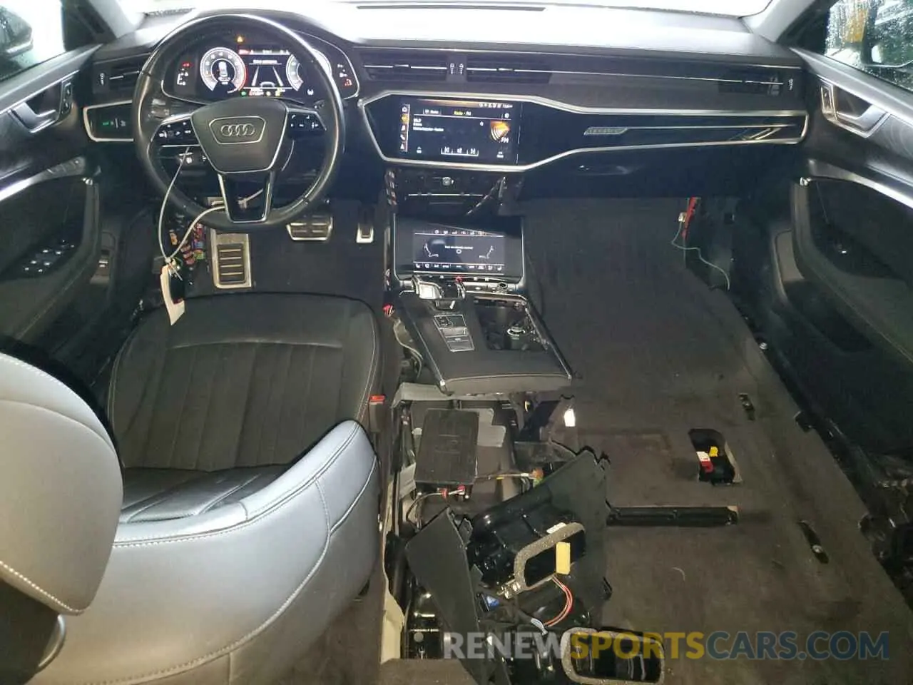 8 Photograph of a damaged car WAUR2AF22KN052569 AUDI A7 2019