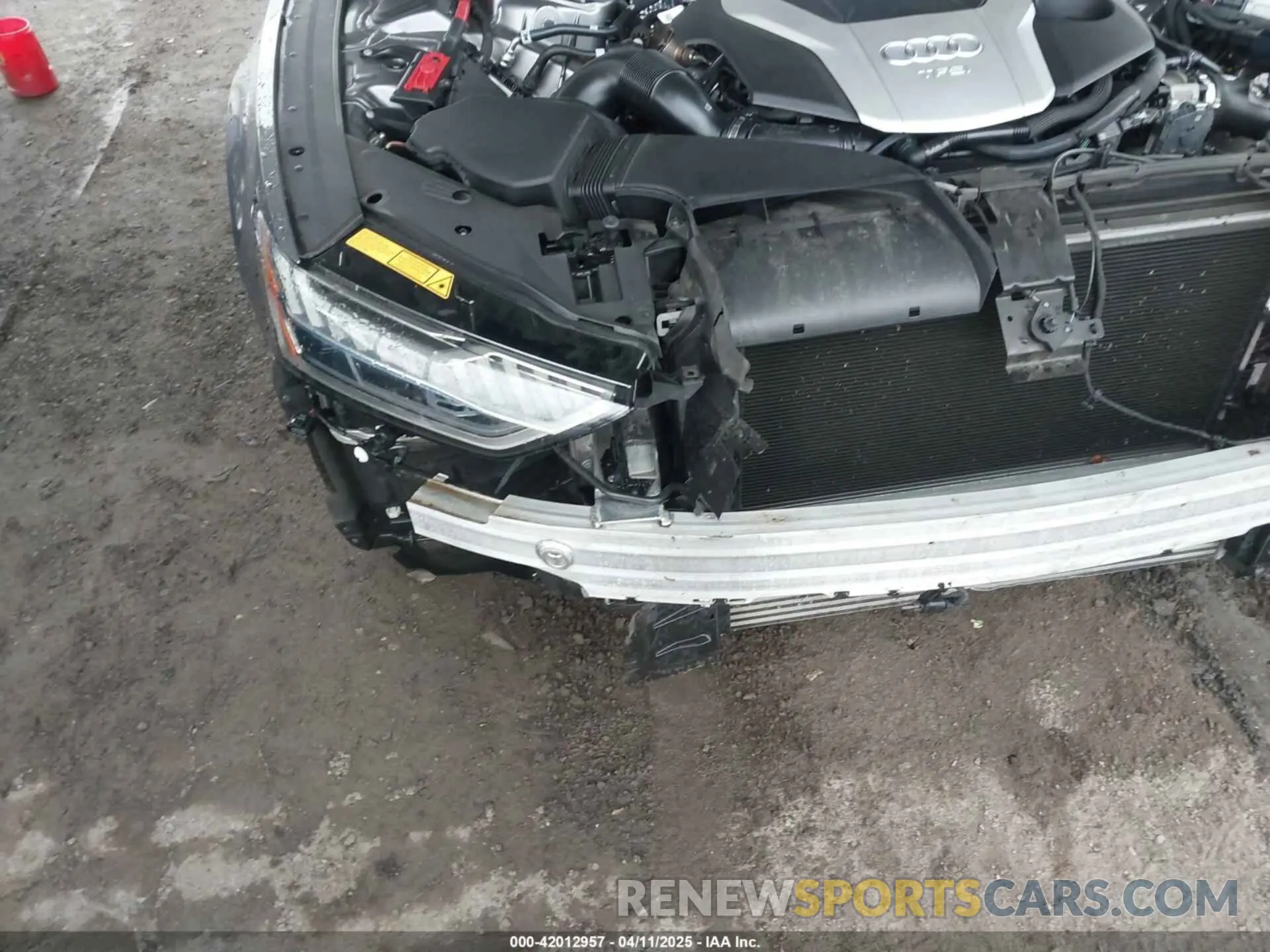 19 Photograph of a damaged car WAUS2AF26KN096155 AUDI A7 2019