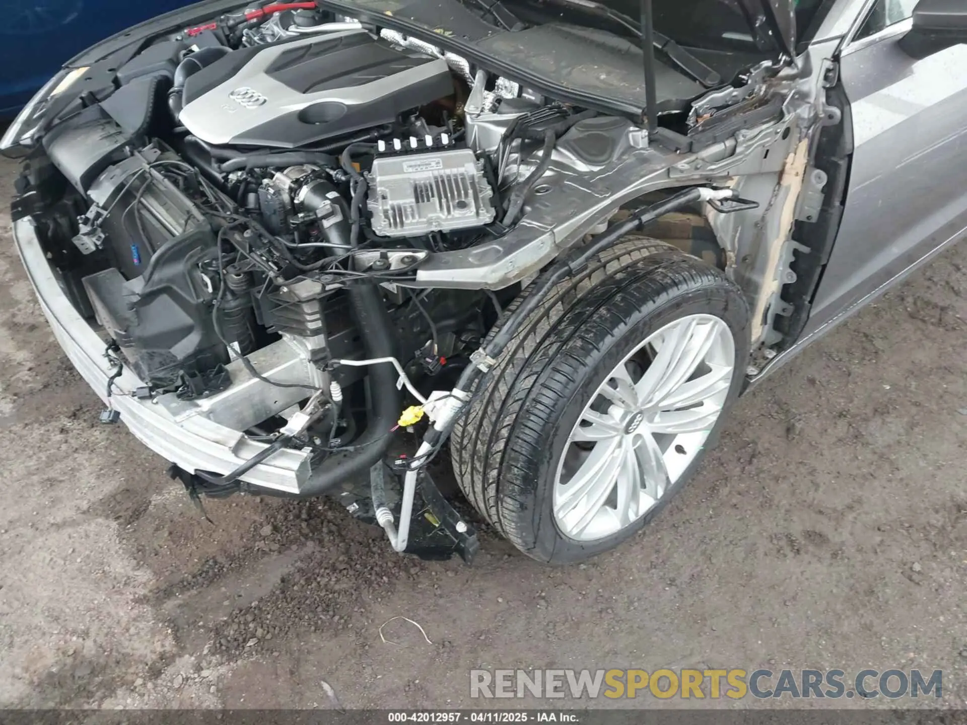 6 Photograph of a damaged car WAUS2AF26KN096155 AUDI A7 2019