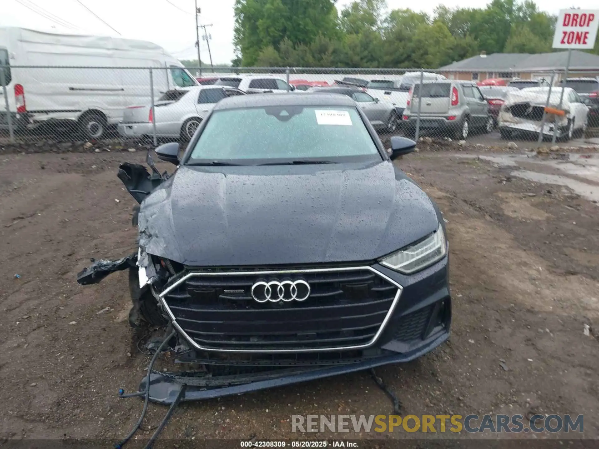 12 Photograph of a damaged car WAUU2AF21KN027334 AUDI A7 2019