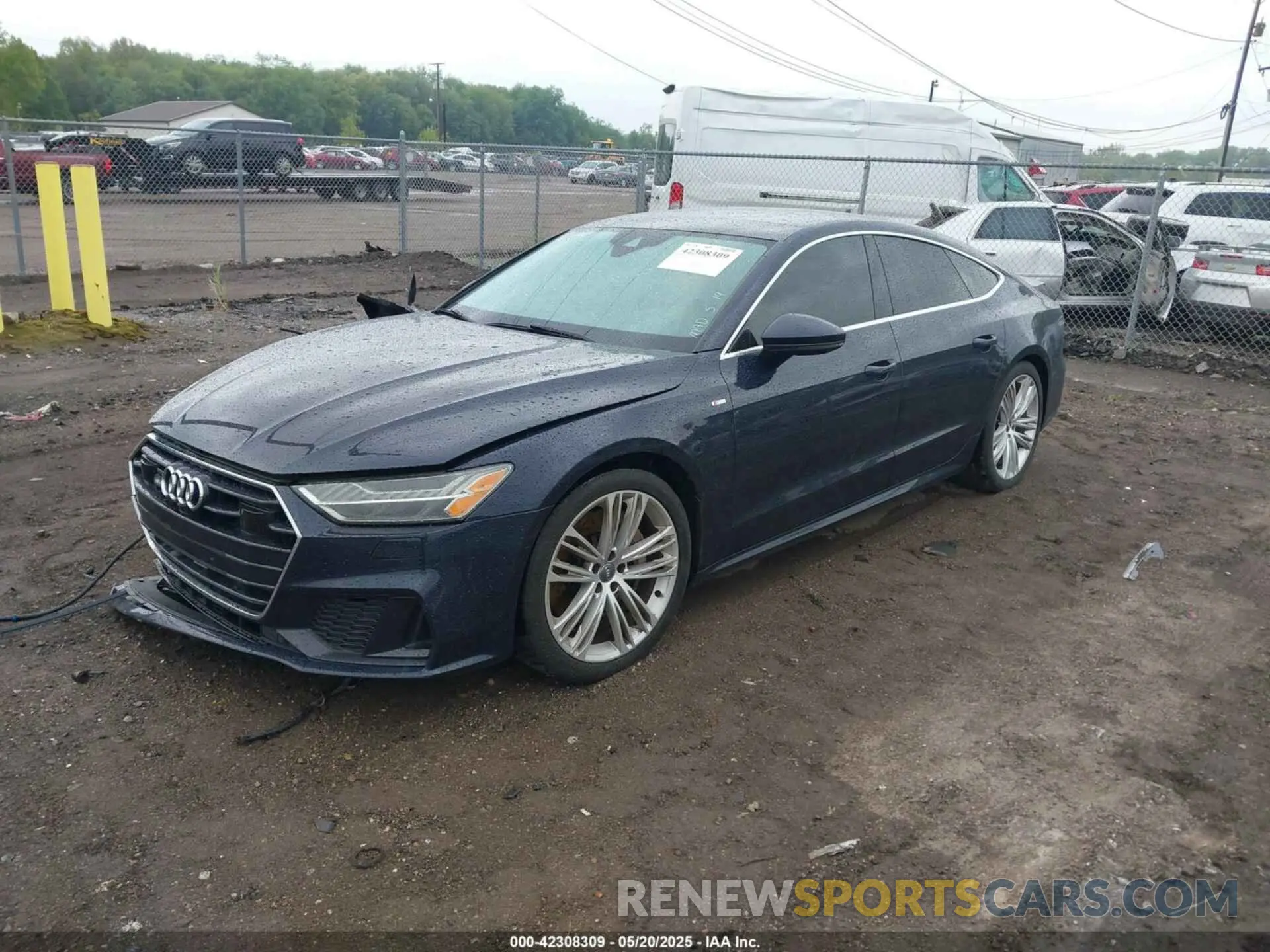 2 Photograph of a damaged car WAUU2AF21KN027334 AUDI A7 2019