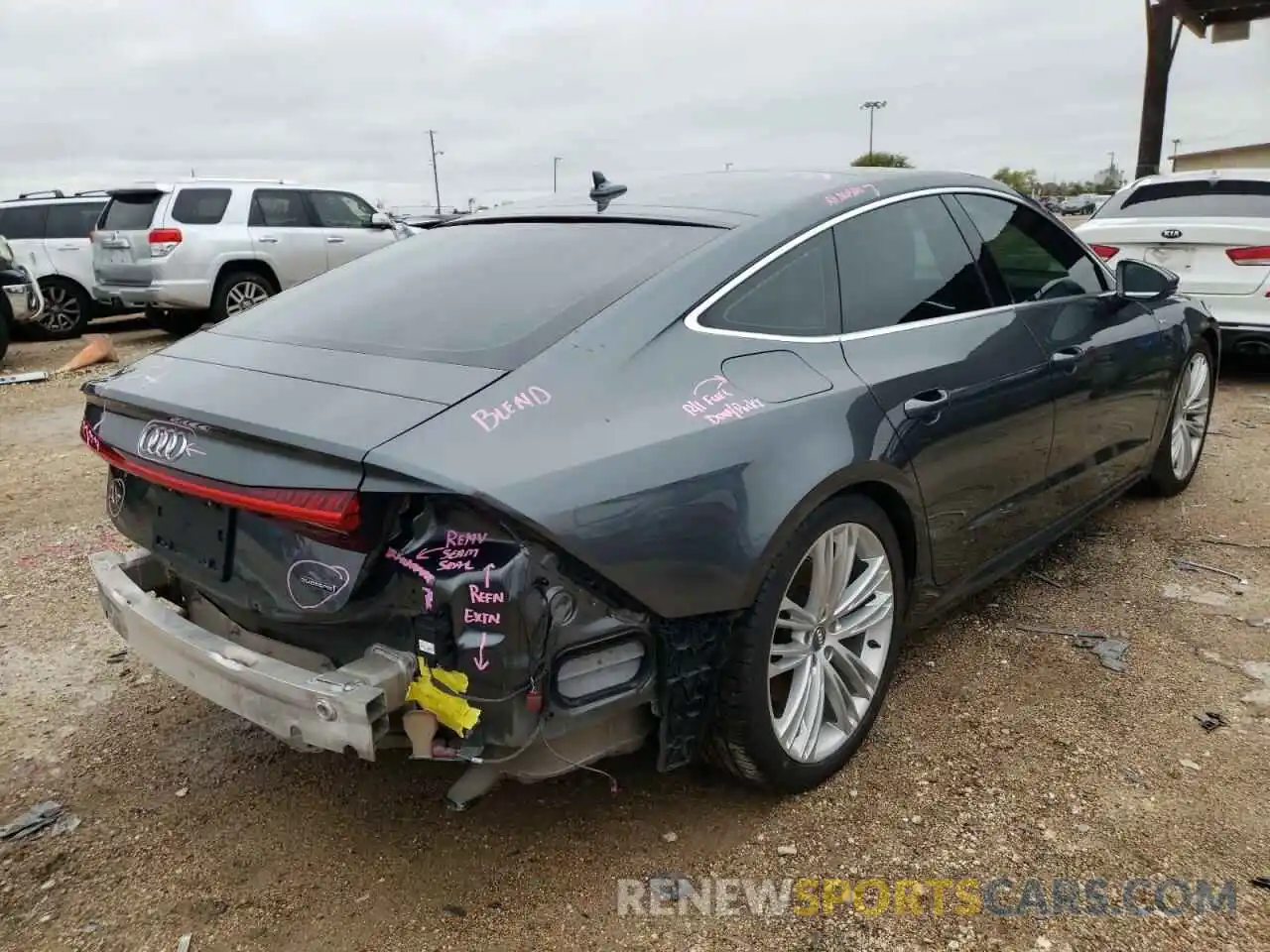 4 Photograph of a damaged car WAUU2AF23KN023527 AUDI A7 2019